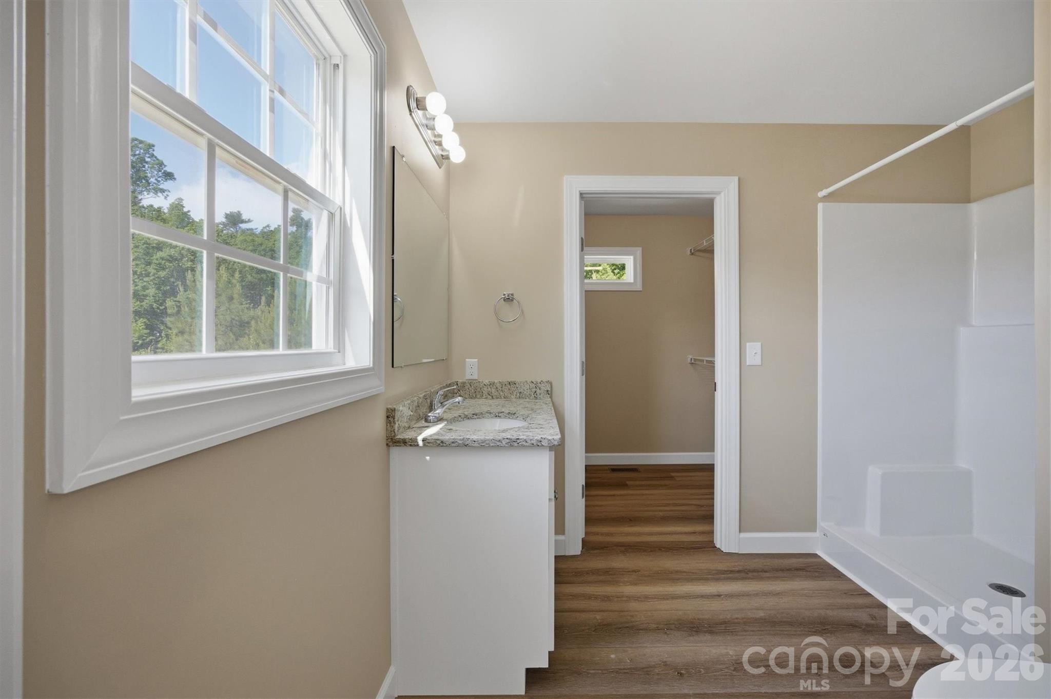 4915 S T Clark Road — Morganton