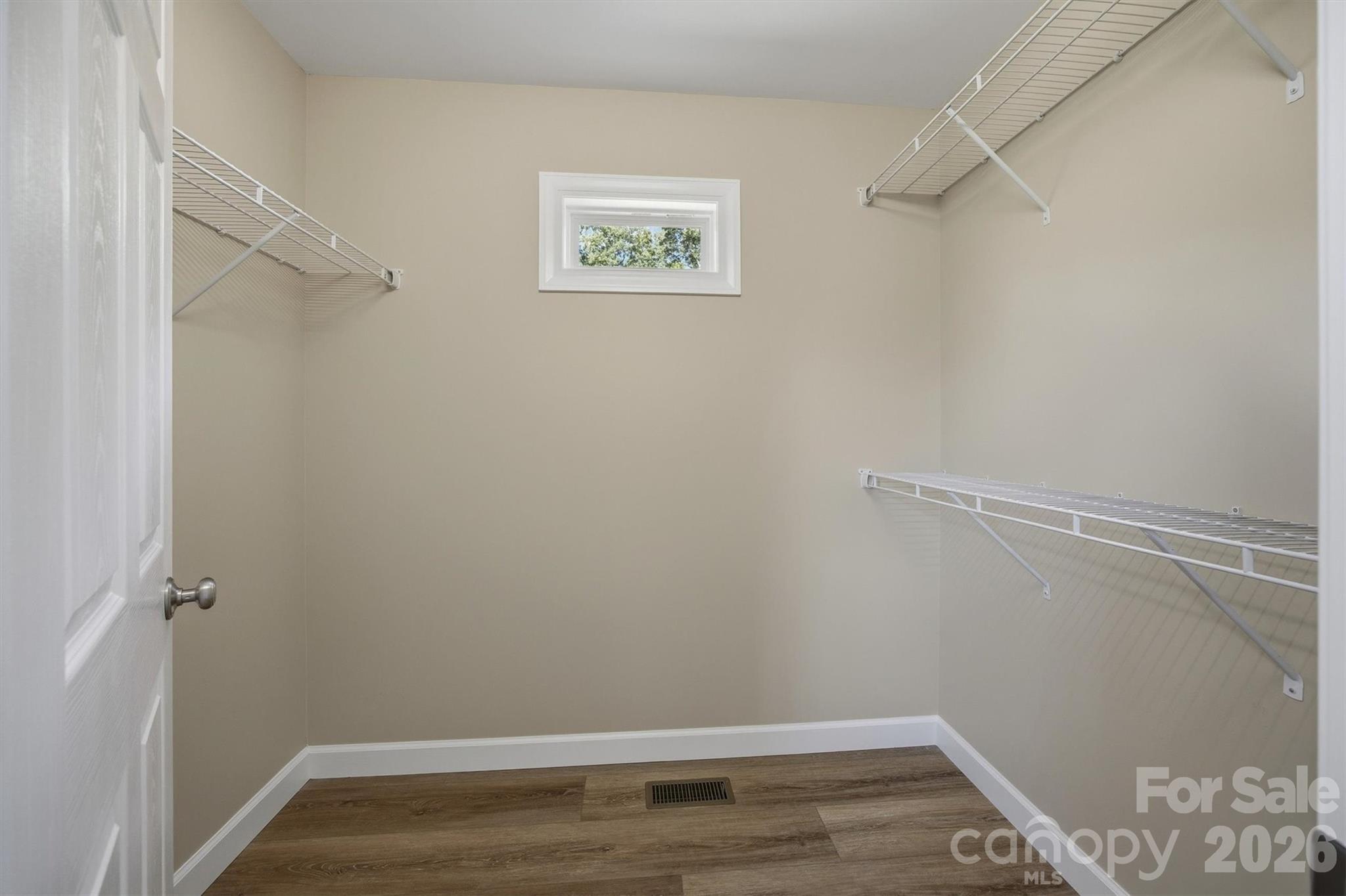 4915 S T Clark Road — Morganton