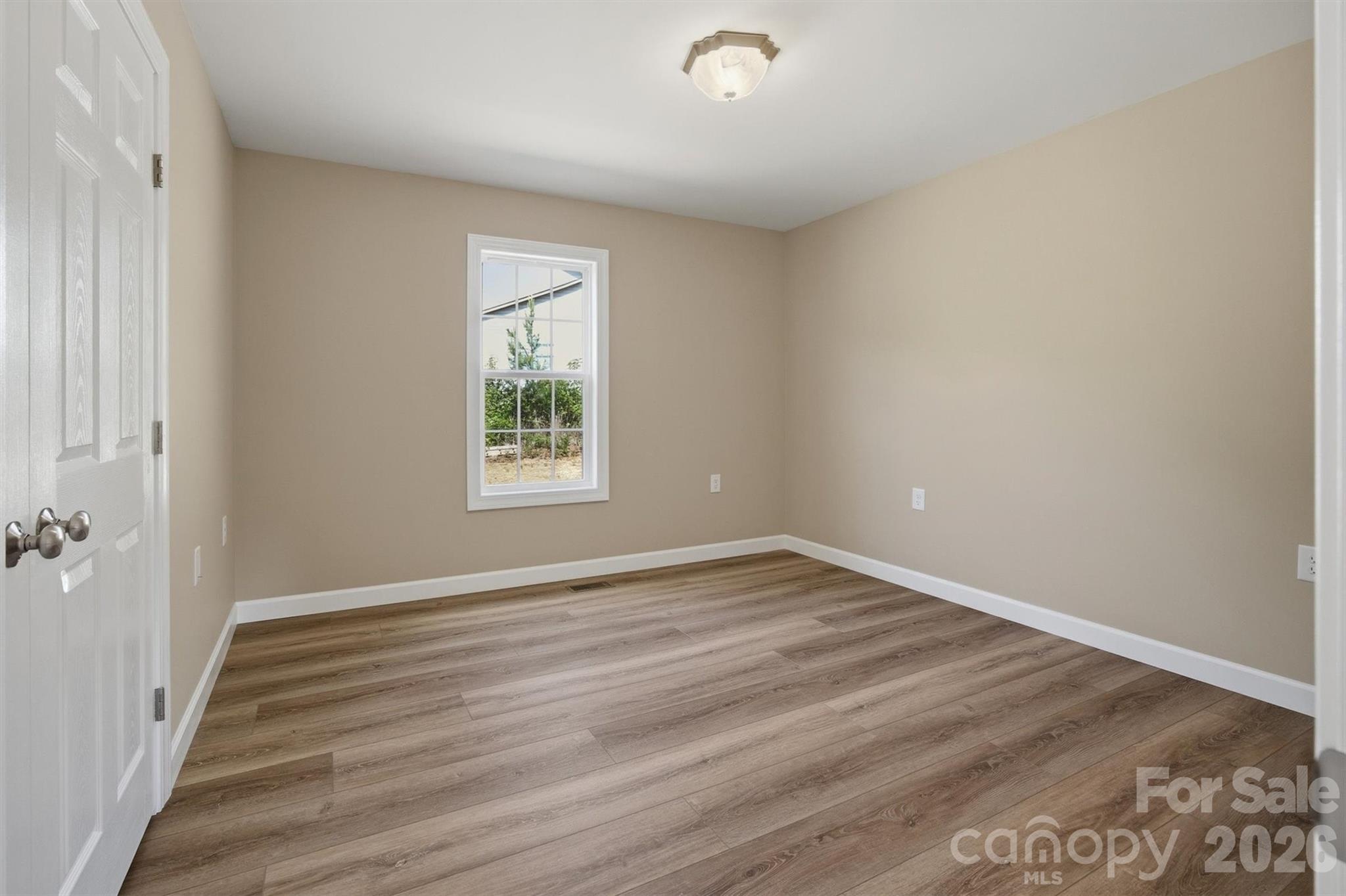 4915 S T Clark Road — Morganton