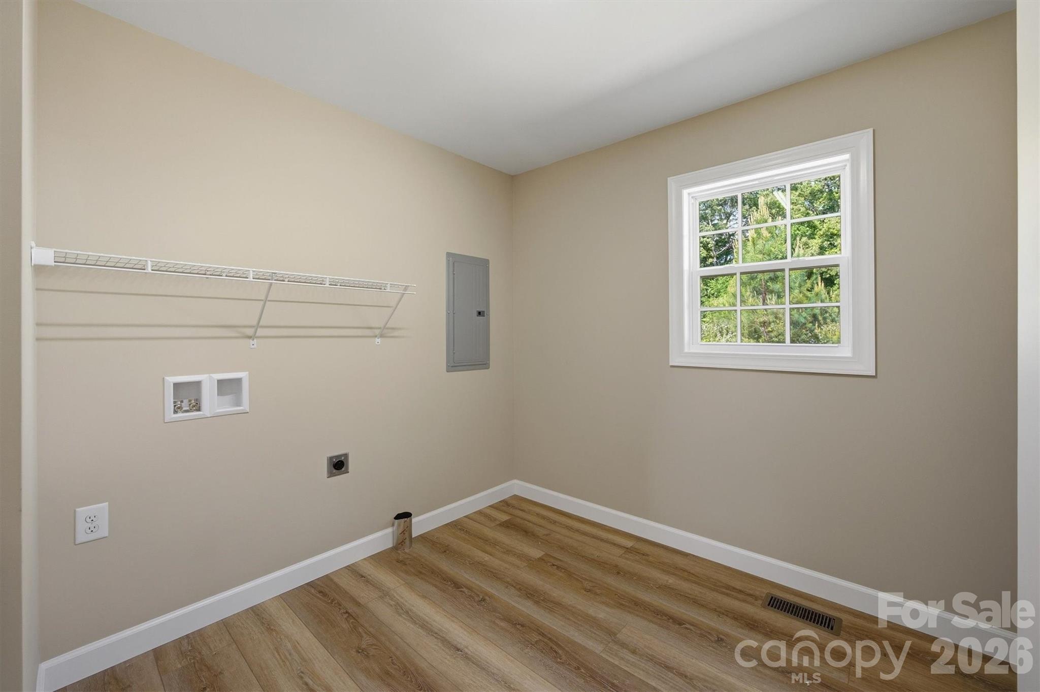 4915 S T Clark Road — Morganton
