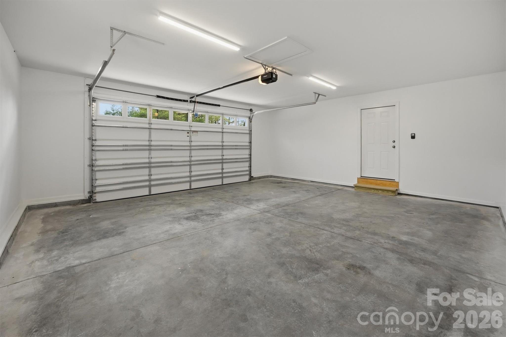 4915 S T Clark Road — Morganton