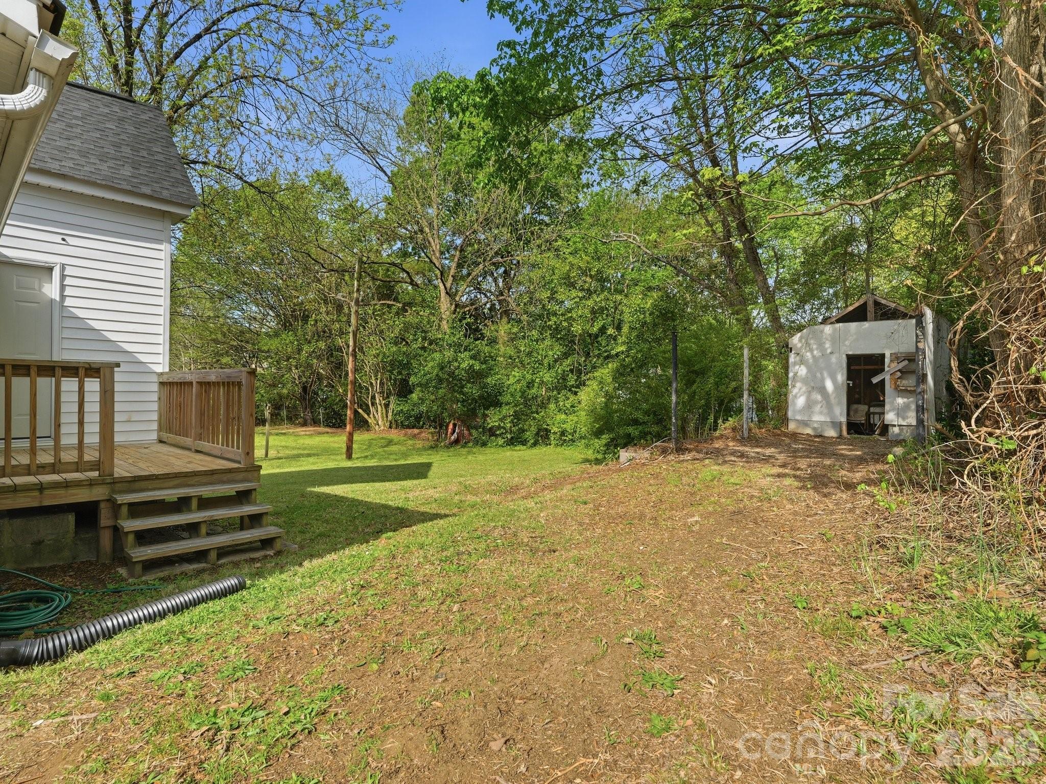 158 NW Academy Street — Concord