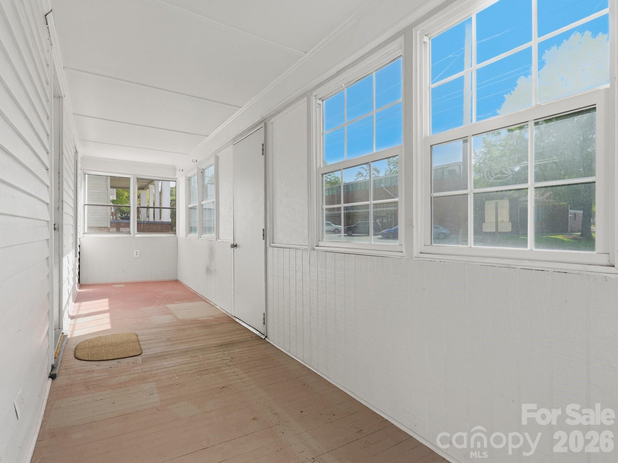158 NW Academy Street — Concord