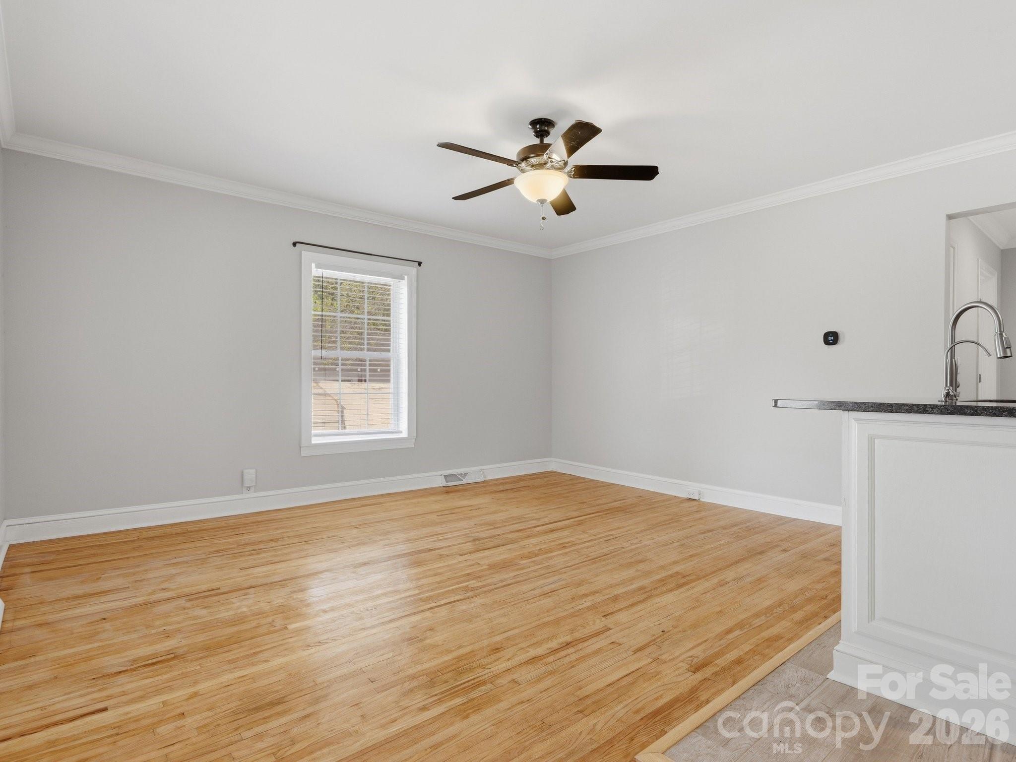 158 NW Academy Street — Concord
