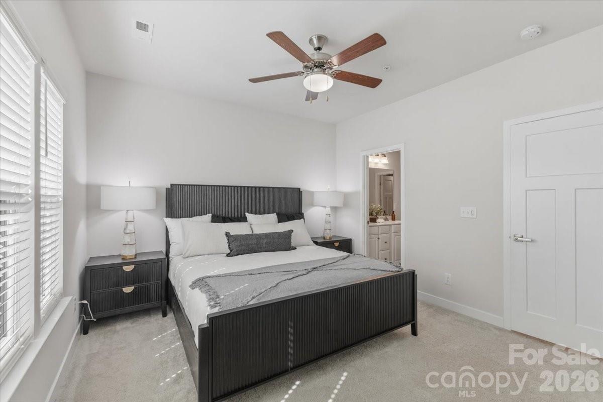 522 Music Hall Way — Charlotte