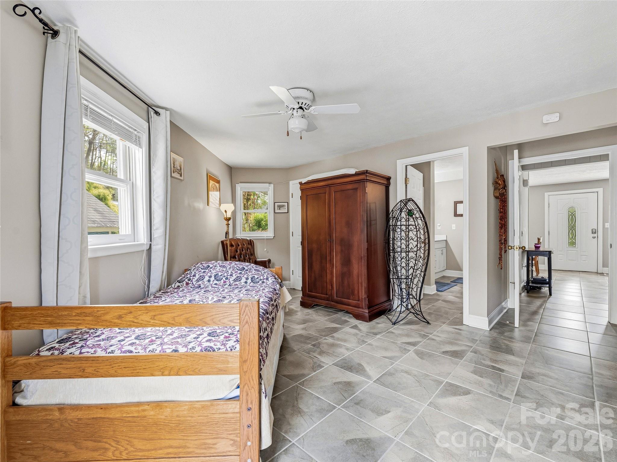 102 Havnaers Point — Lake Lure