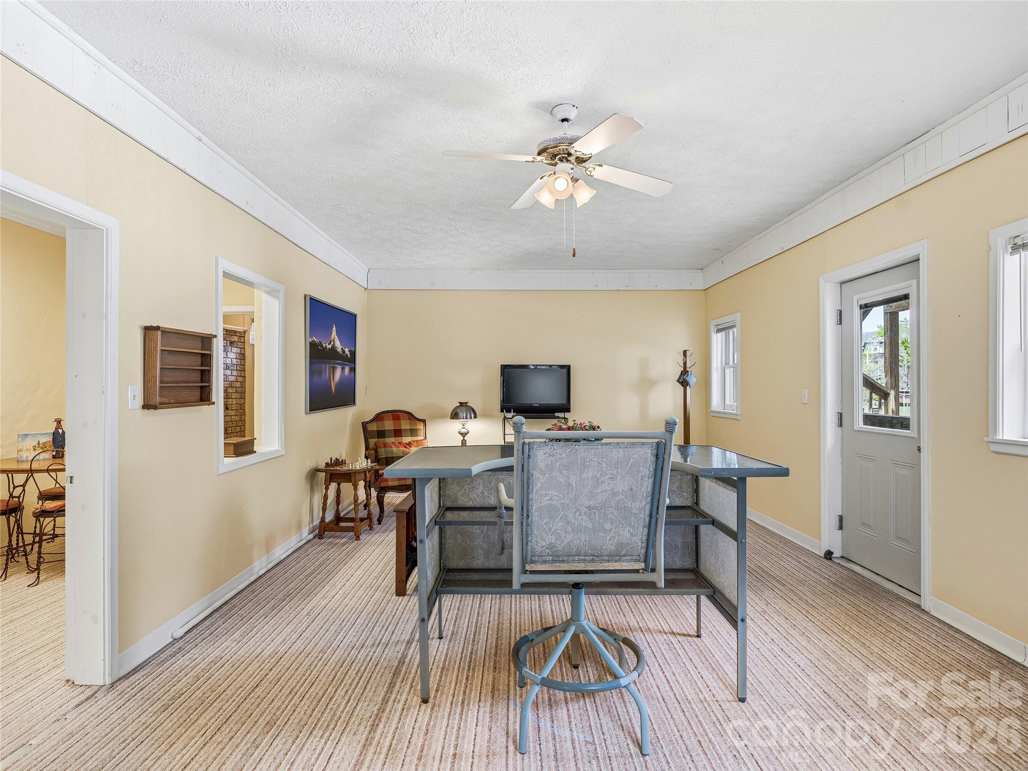 102 Havnaers Point — Lake Lure