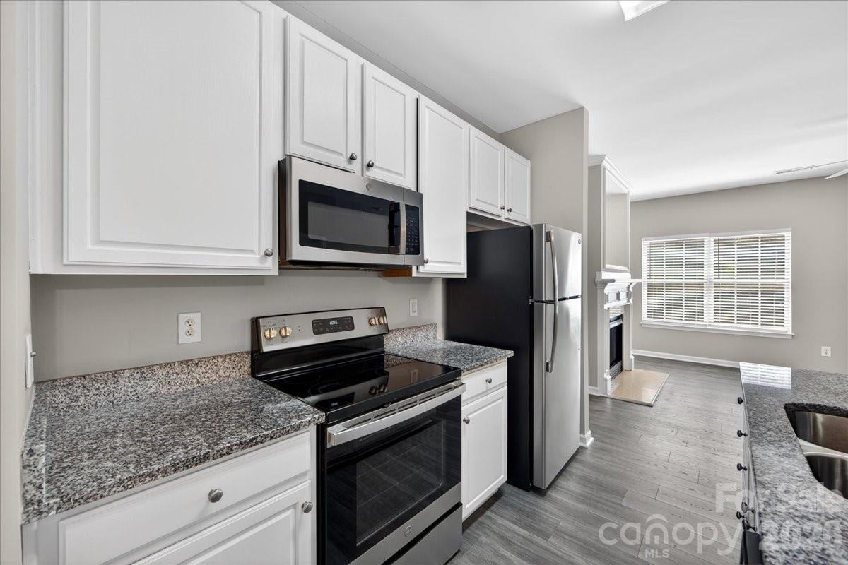 8619 Wandering Creek Way — Charlotte