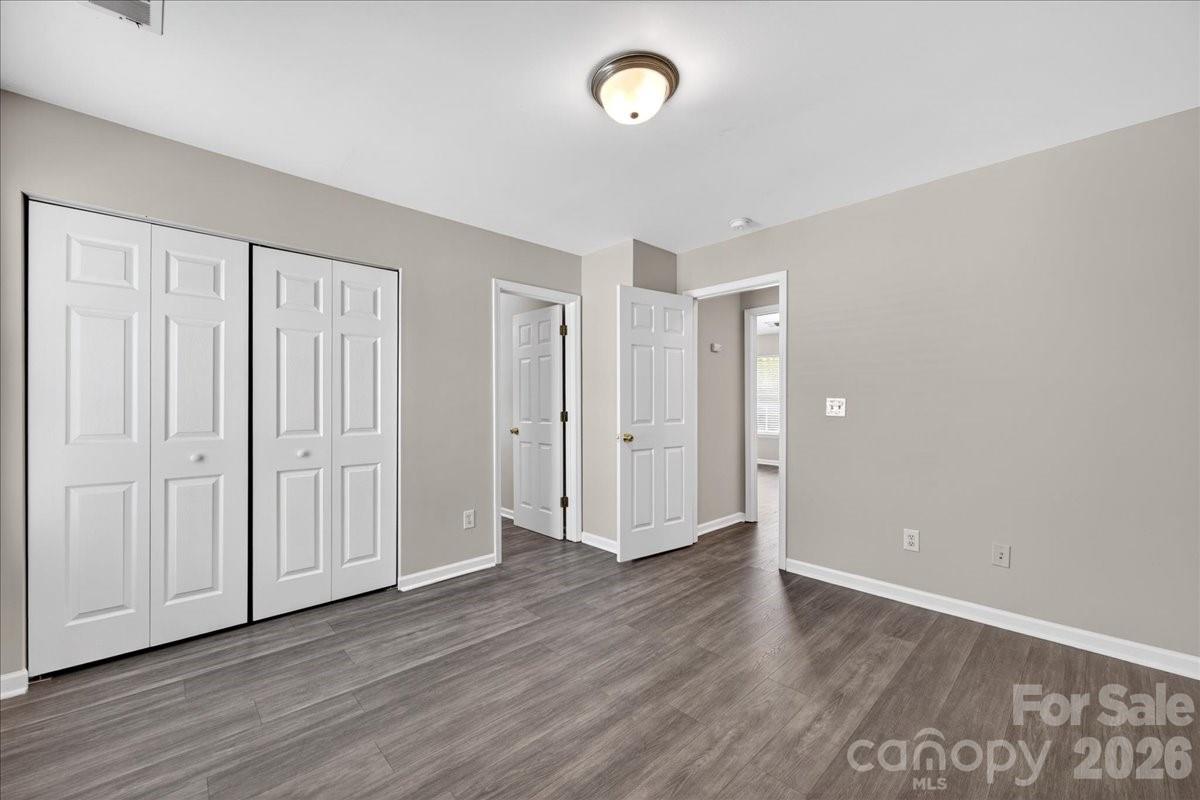 8619 Wandering Creek Way — Charlotte