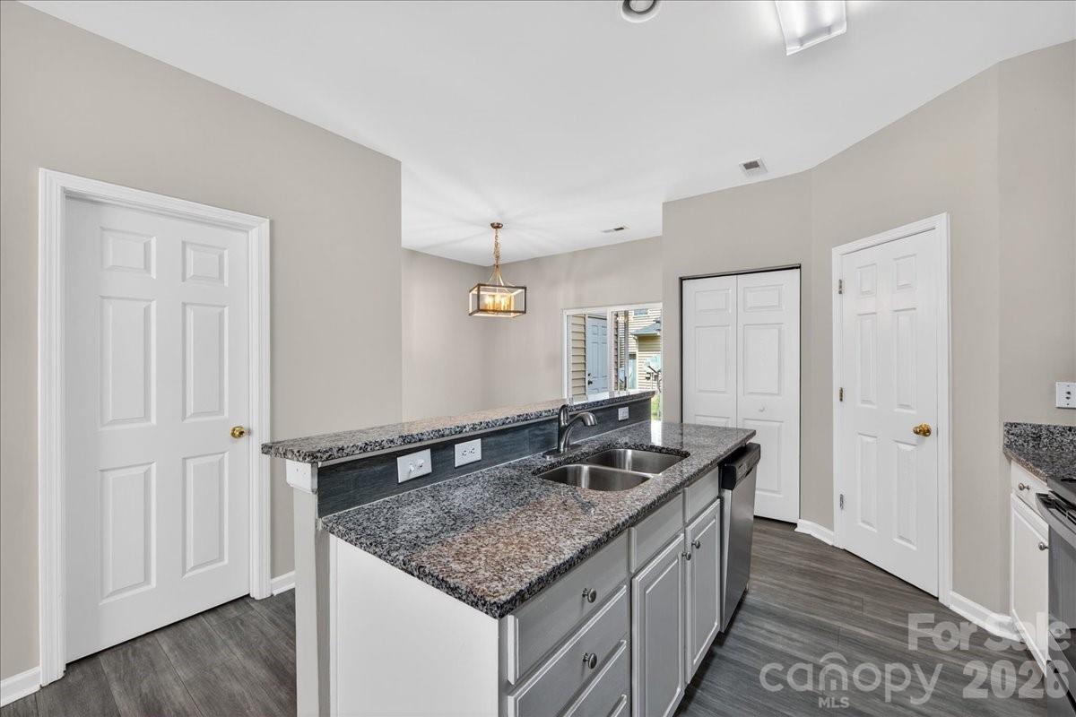 8619 Wandering Creek Way — Charlotte