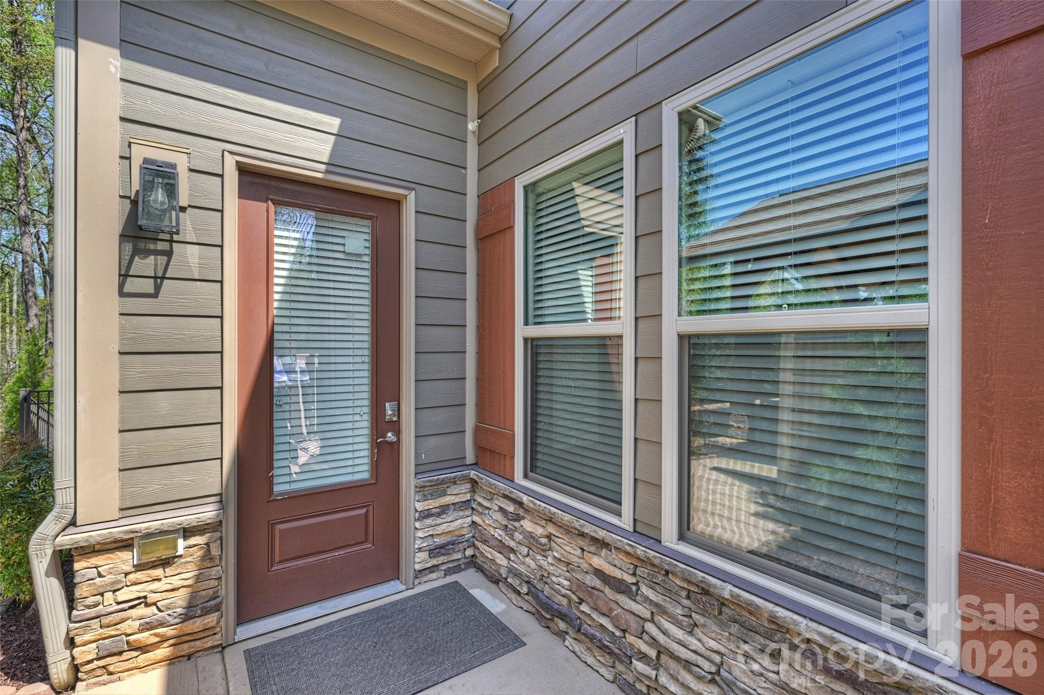 294 S San Agustin Drive — Mooresville