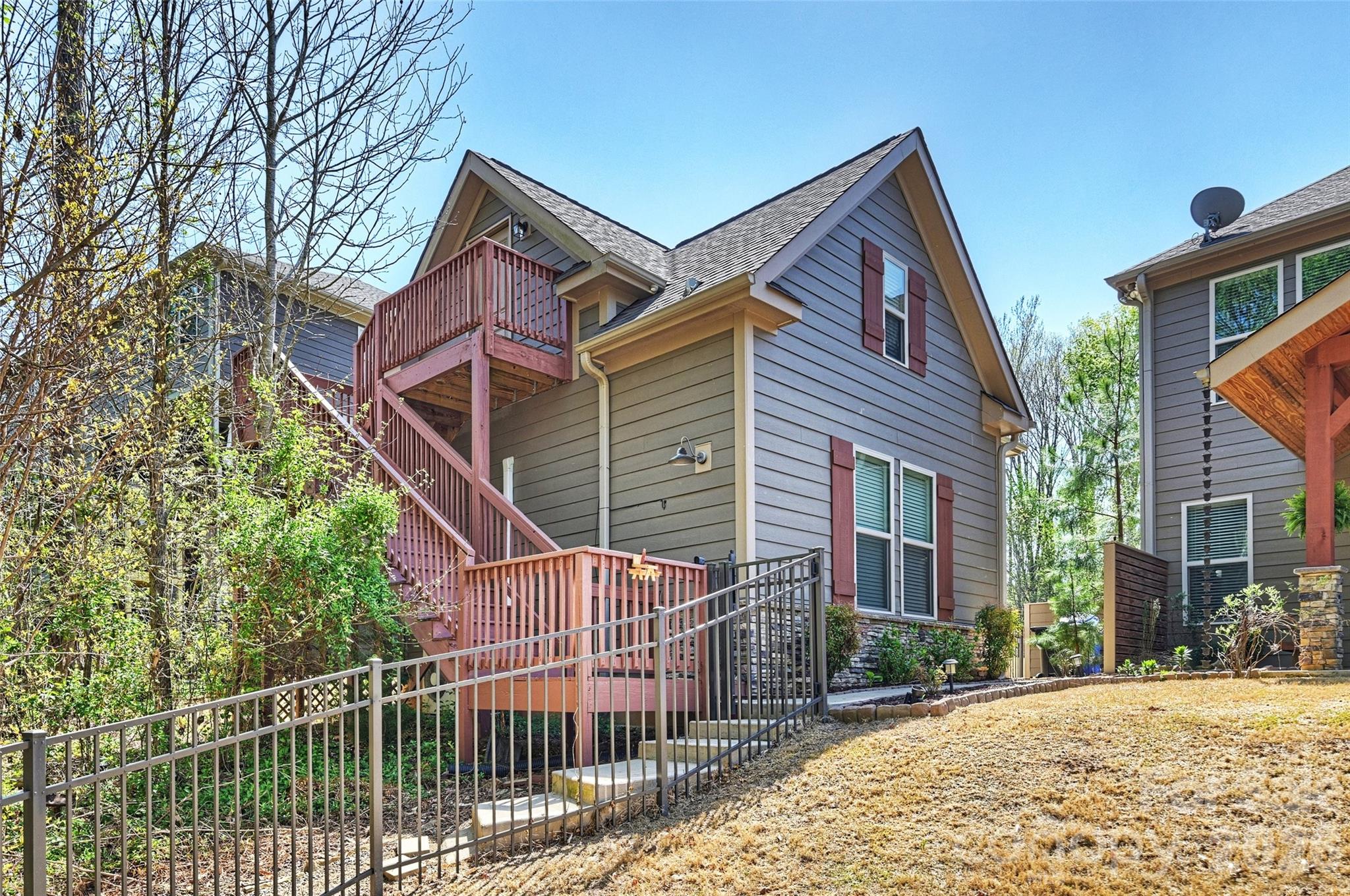294 S San Agustin Drive — Mooresville