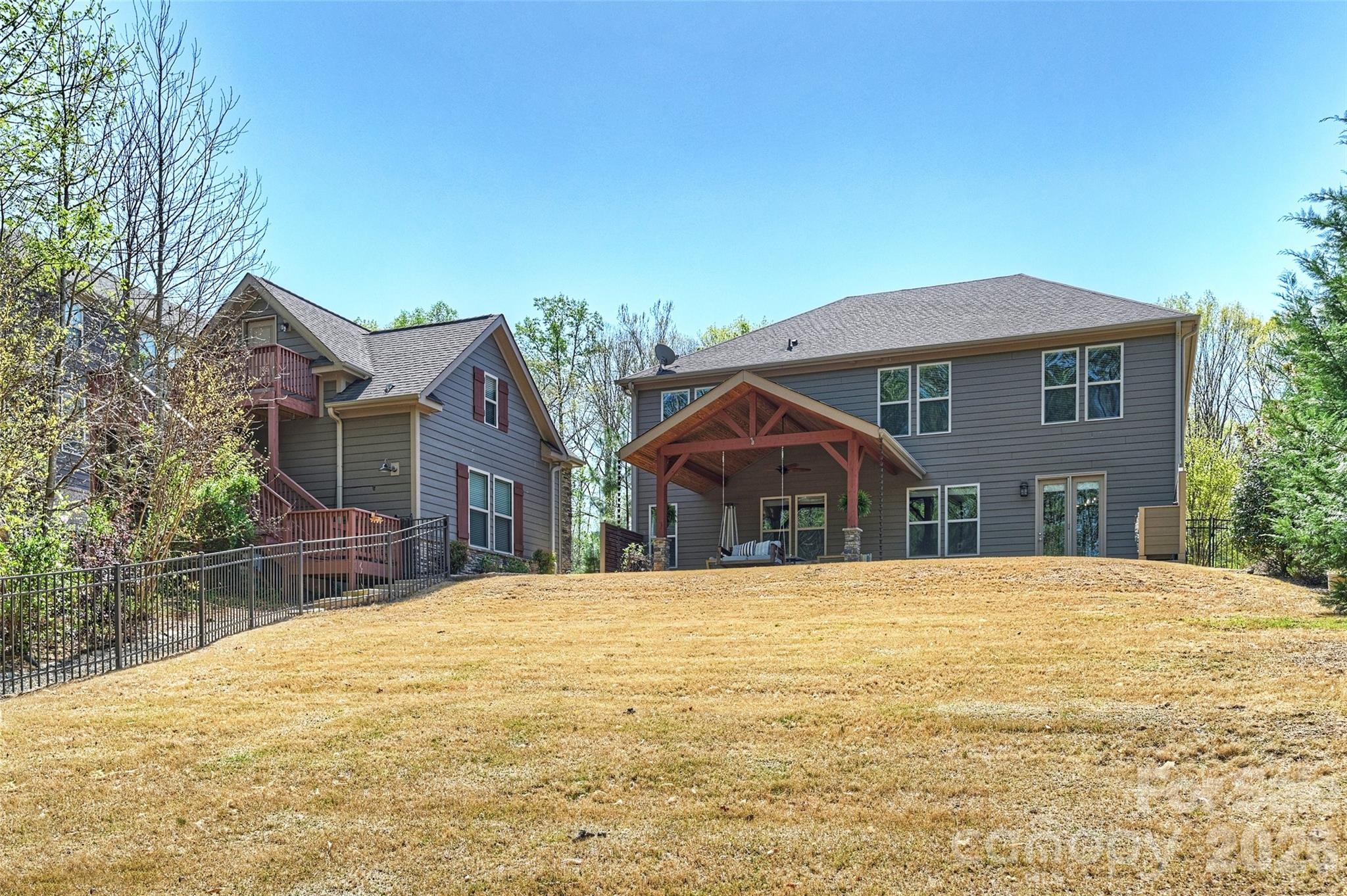 294 S San Agustin Drive — Mooresville