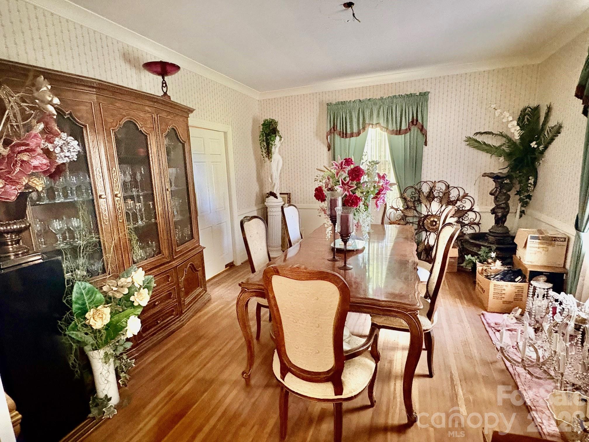 1612 S New Hope Road — Gastonia
