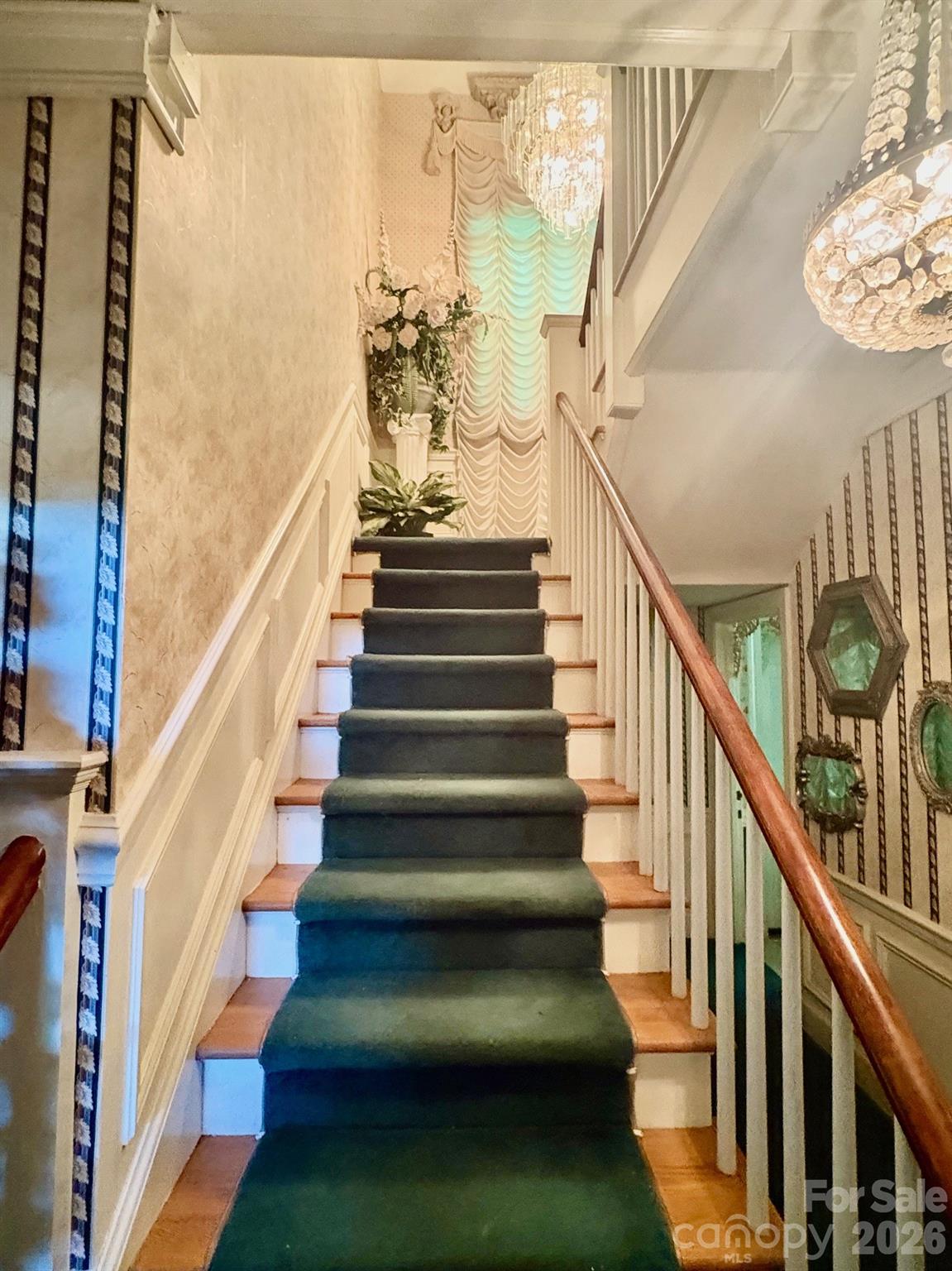 1612 S New Hope Road — Gastonia
