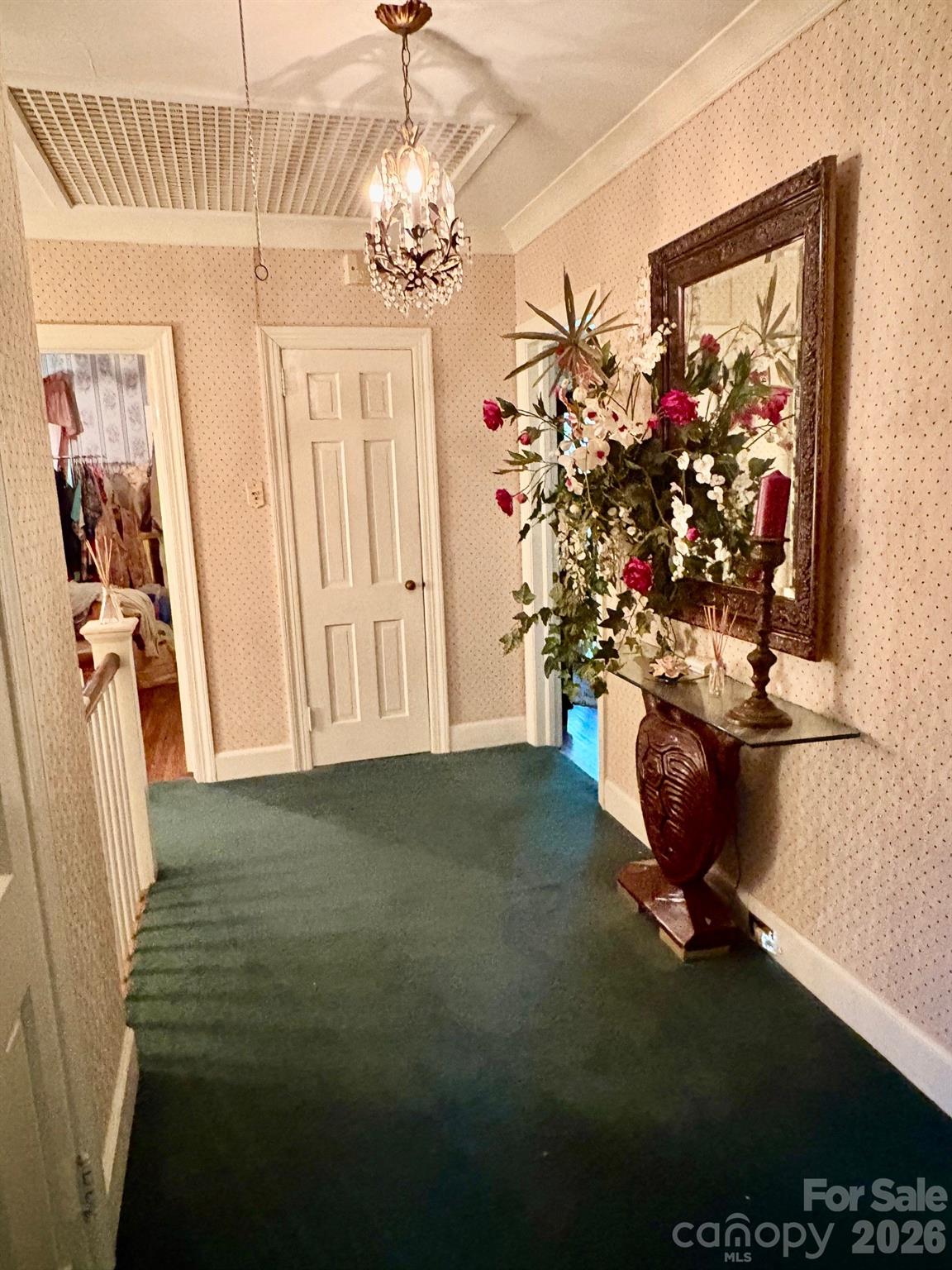 1612 S New Hope Road — Gastonia