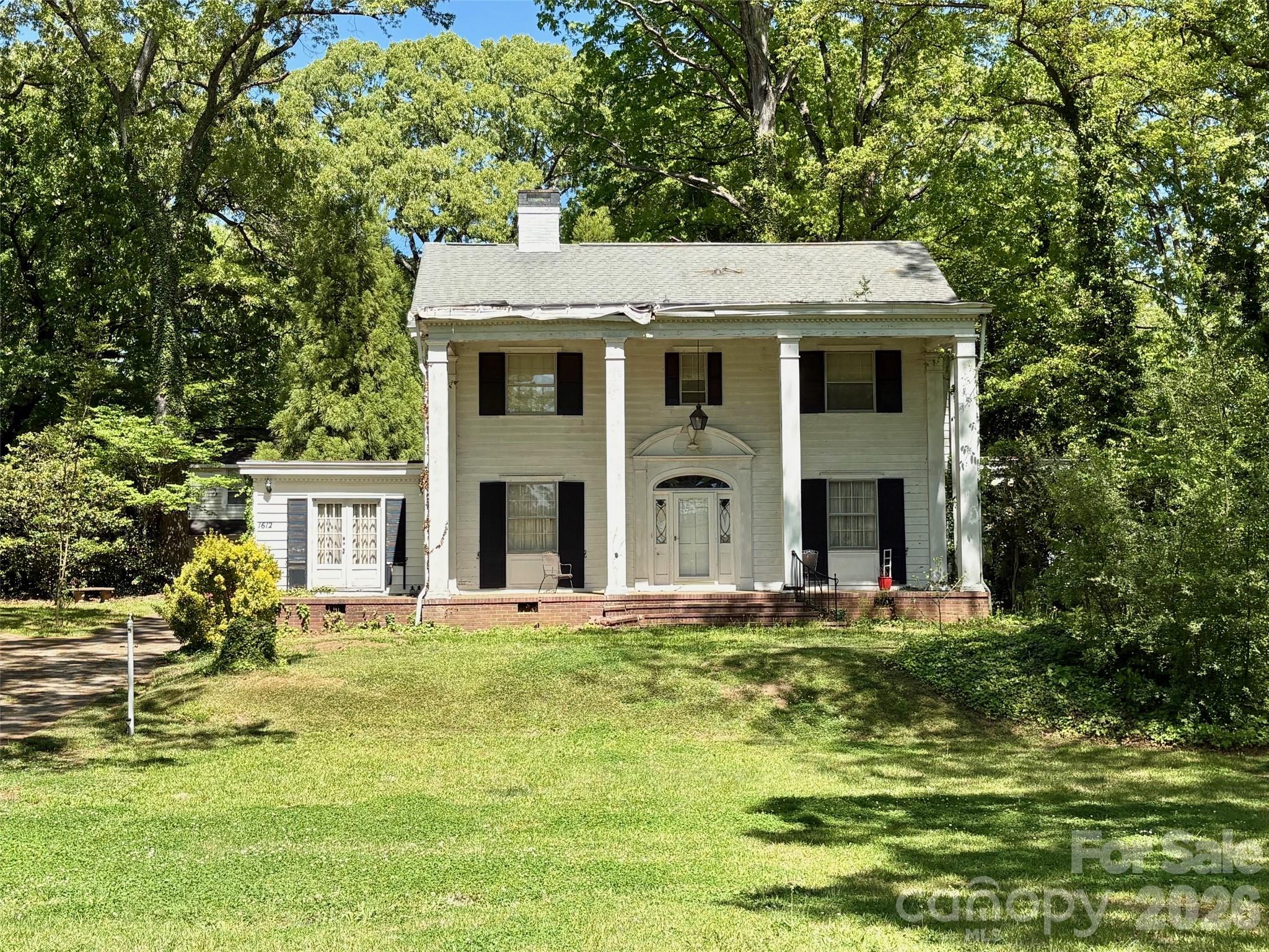 1612 S New Hope Road — Gastonia
