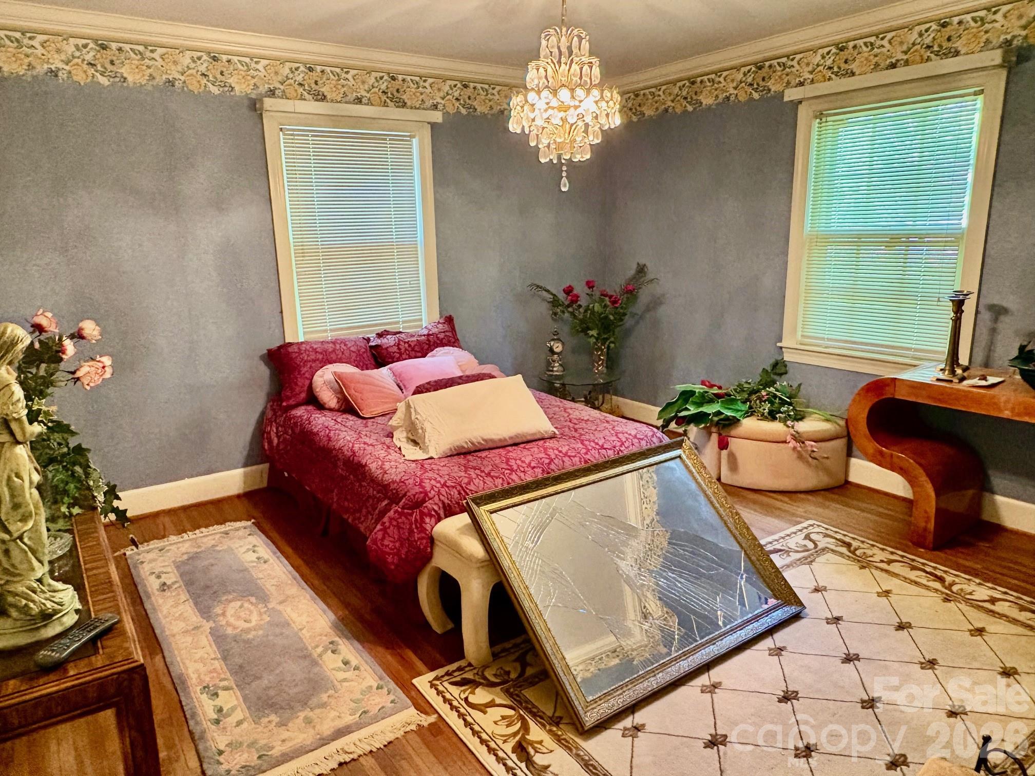 1612 S New Hope Road — Gastonia