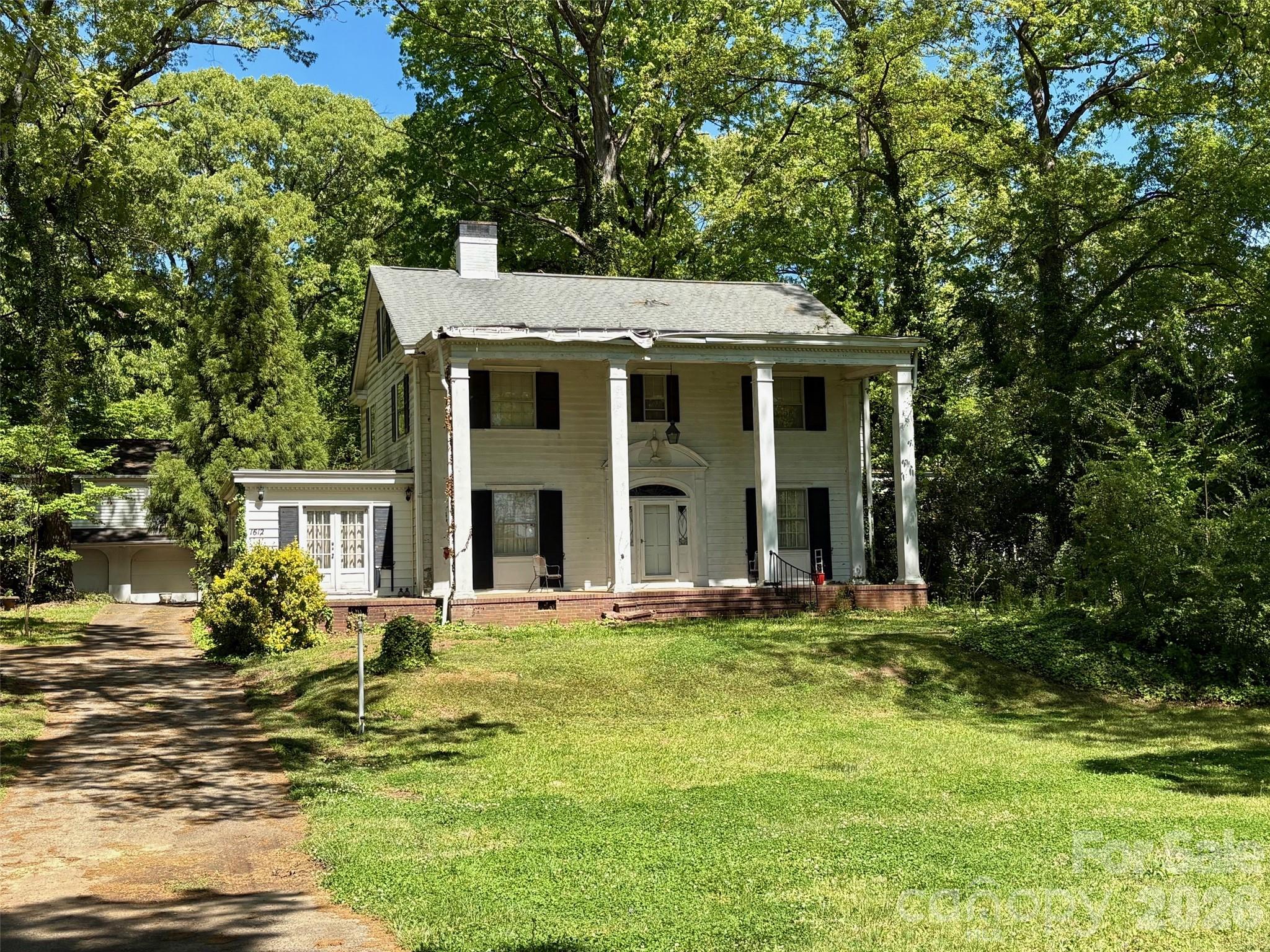 1612 S New Hope Road — Gastonia