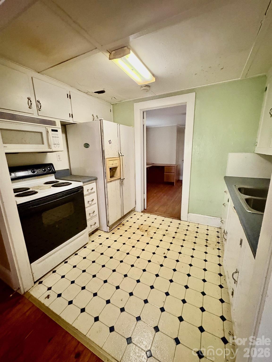 1612 S New Hope Road — Gastonia