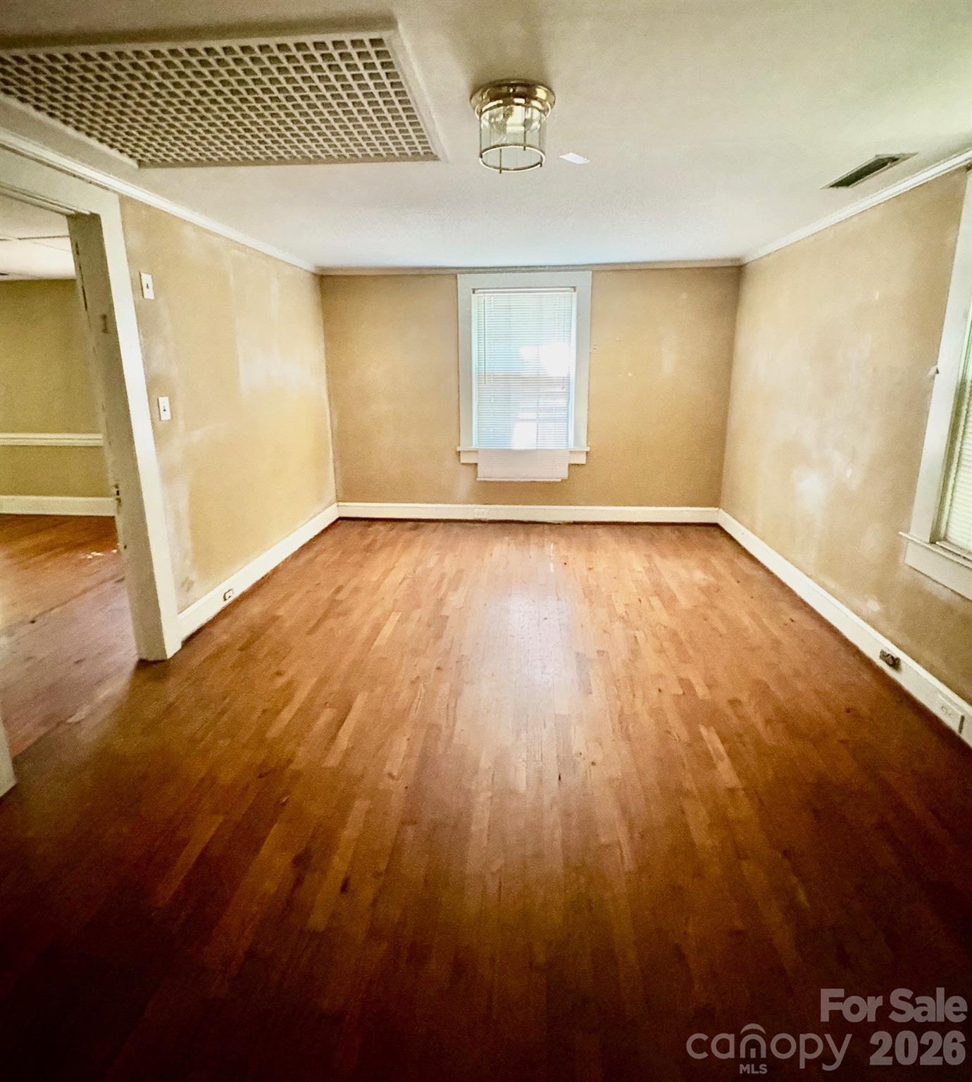 1612 S New Hope Road — Gastonia