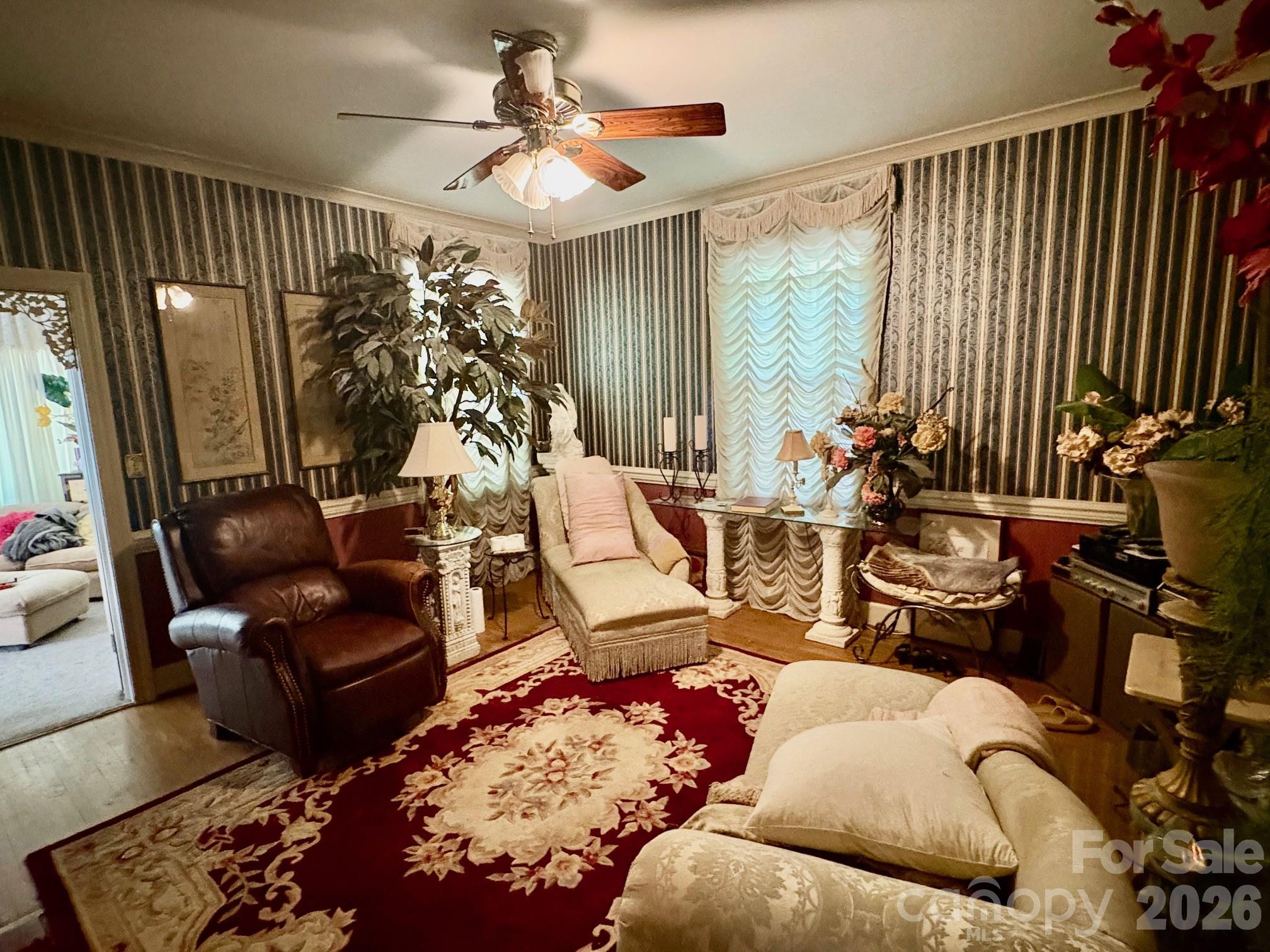 1612 S New Hope Road — Gastonia
