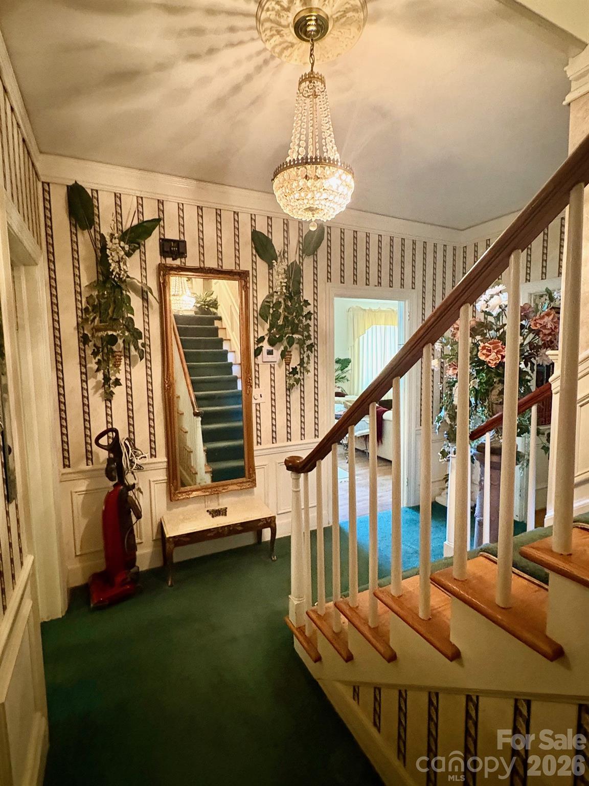 1612 S New Hope Road — Gastonia