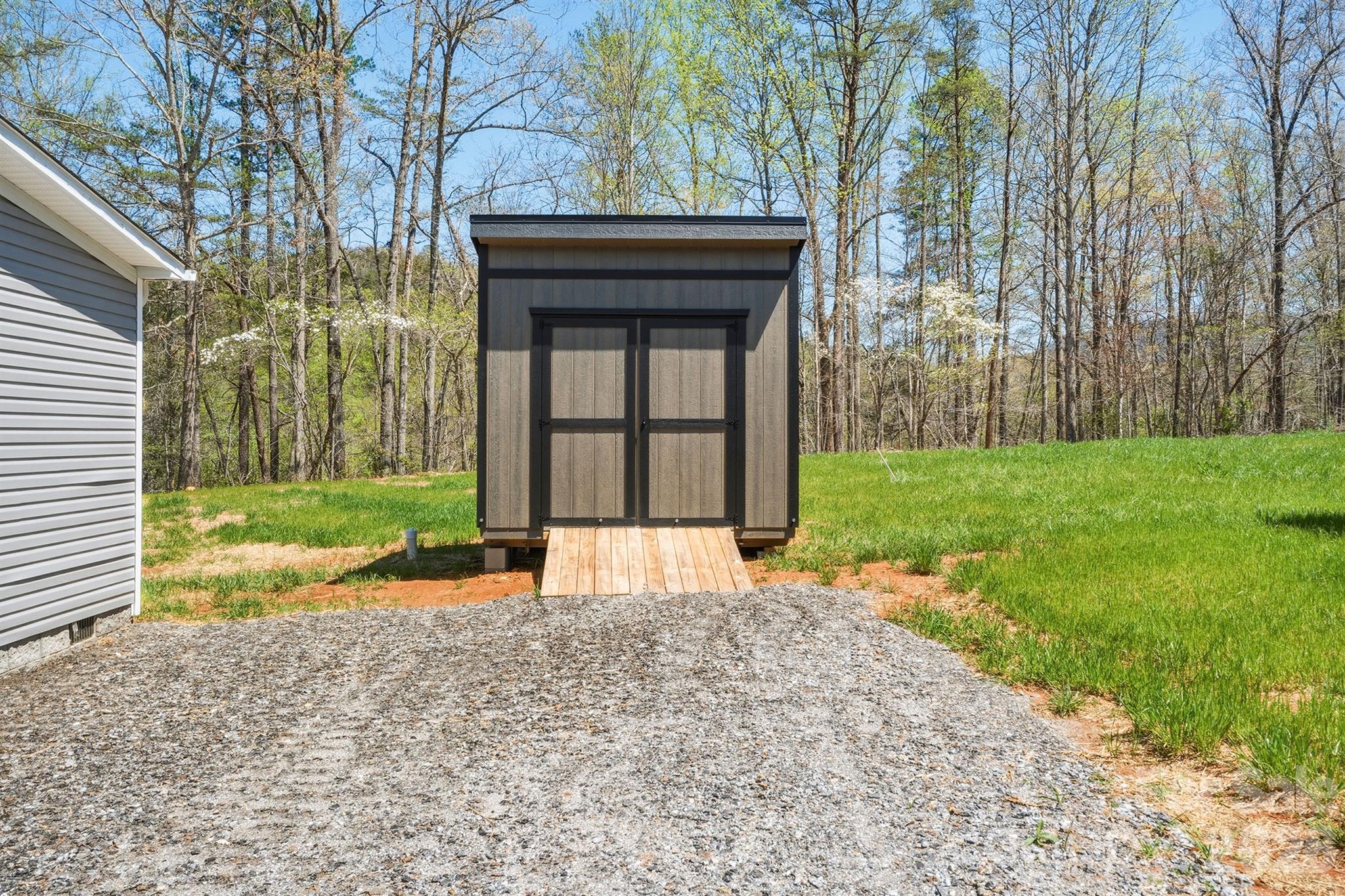 127 Peaceful Hill Drive — Old Fort