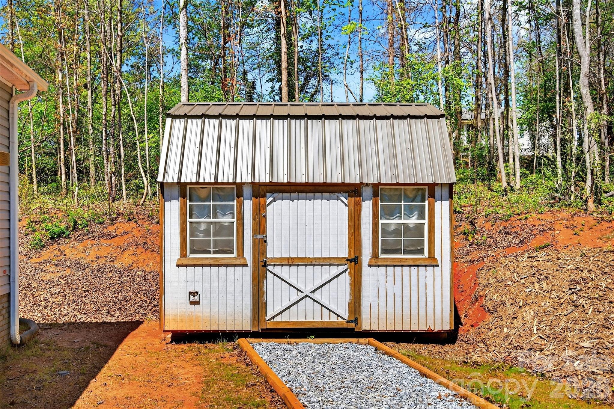55 Cypress Road — Marion