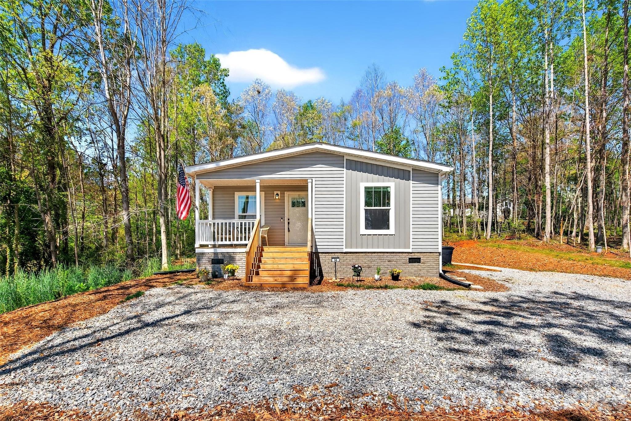 55 Cypress Road — Marion