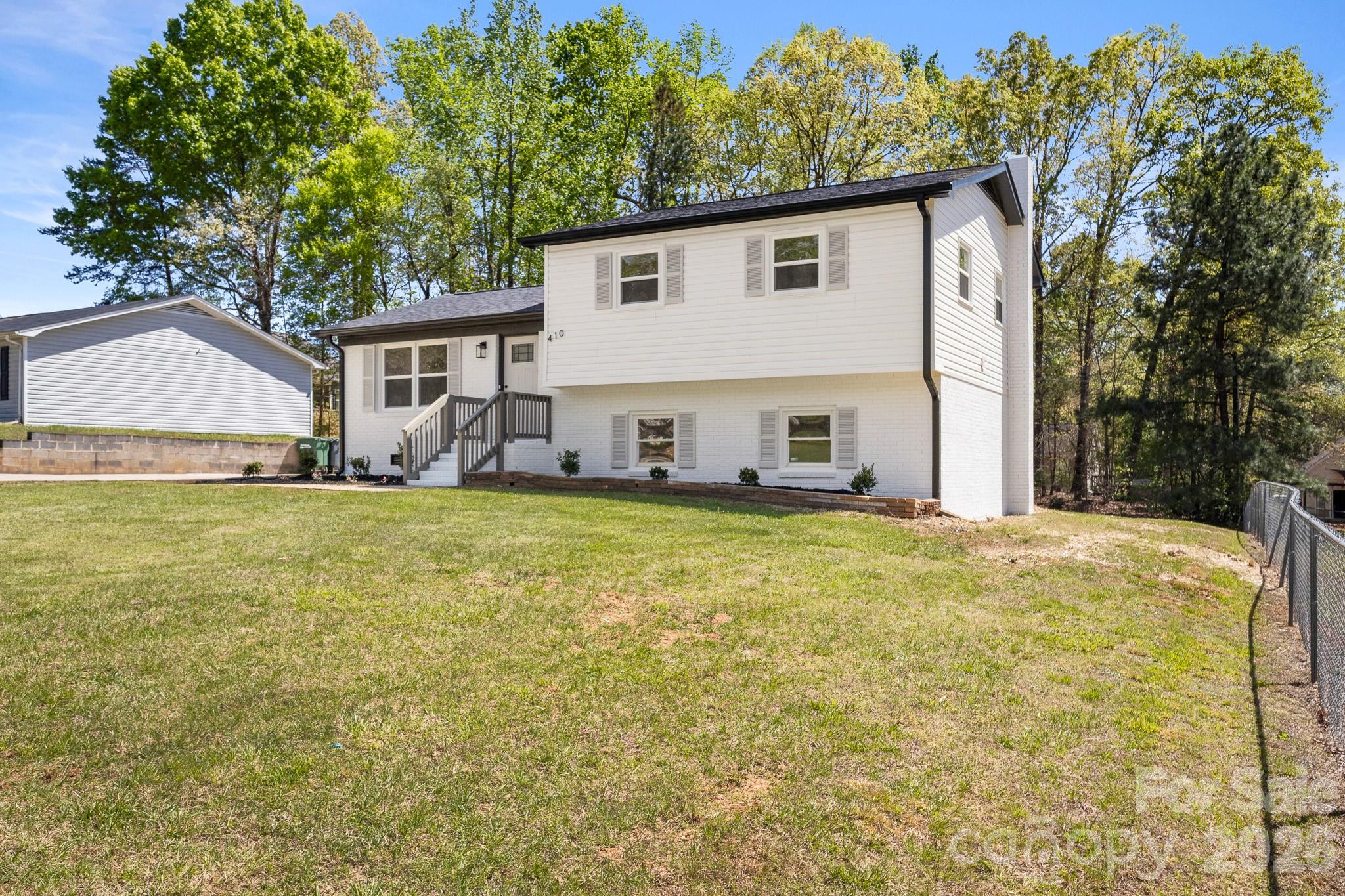 410 York Road — Troutman