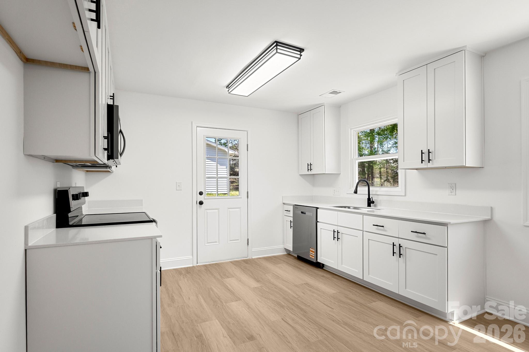 410 York Road — Troutman