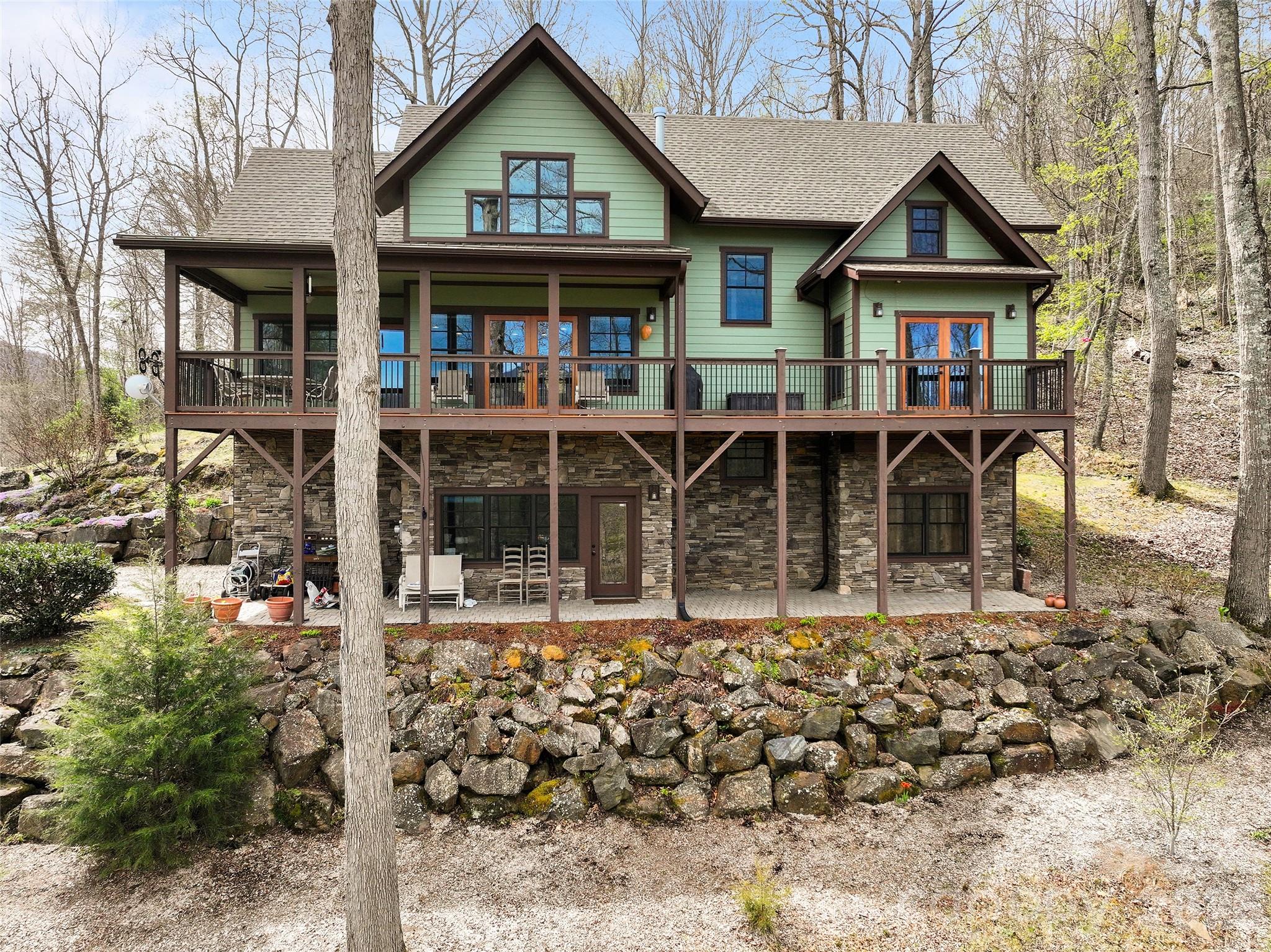 711 Winfield Drive — Clyde