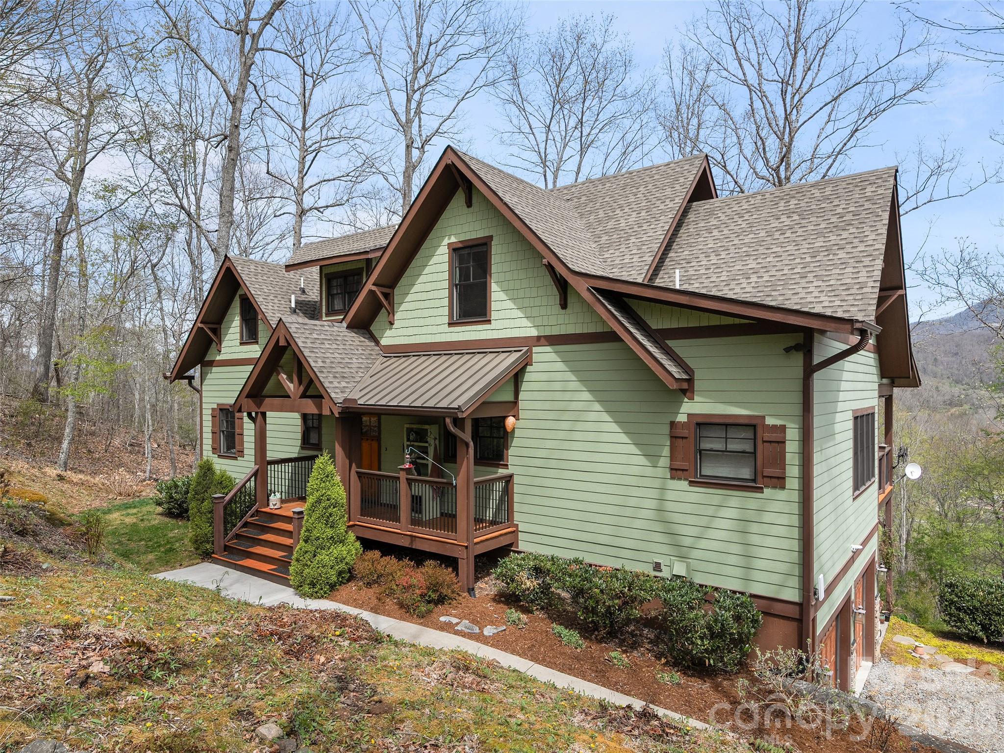 711 Winfield Drive — Clyde