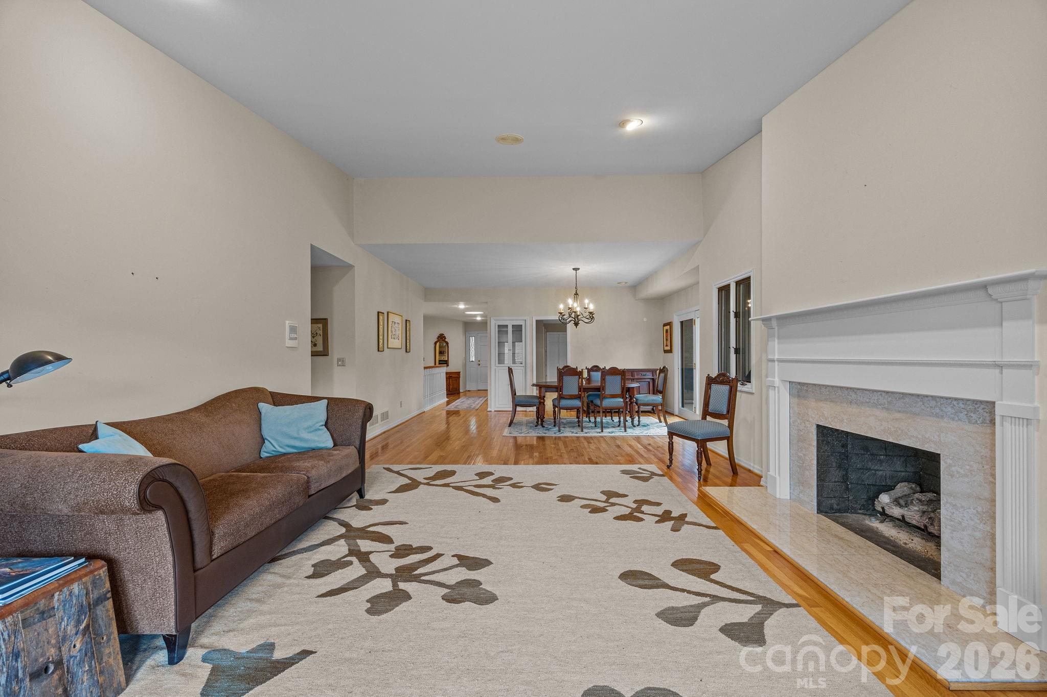 68 Stony Ridge — Asheville