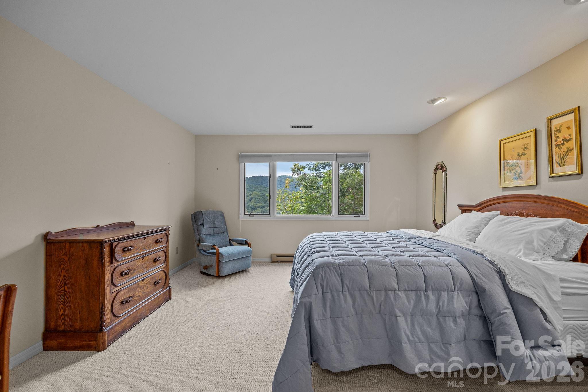 68 Stony Ridge — Asheville