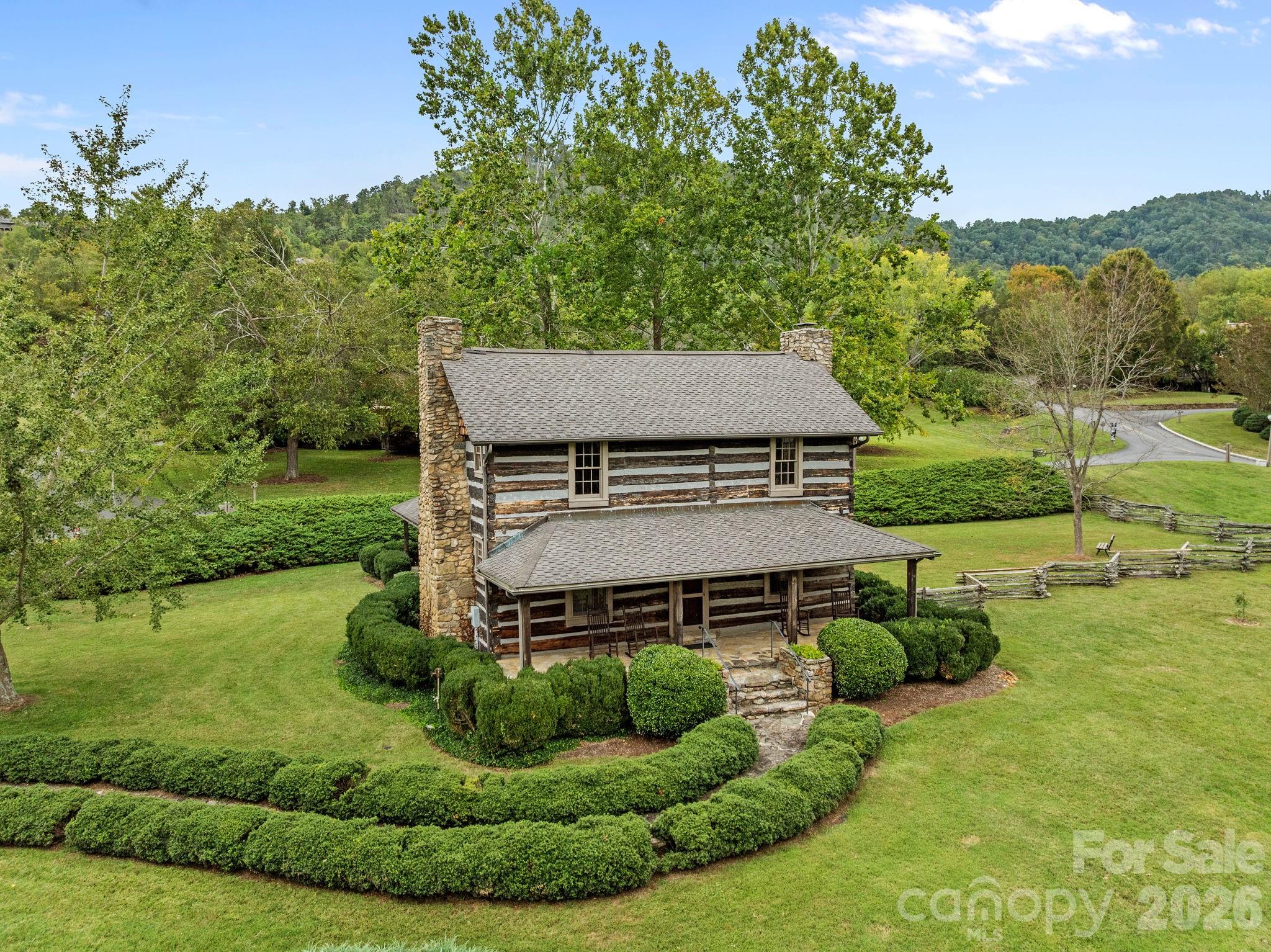 68 Stony Ridge — Asheville