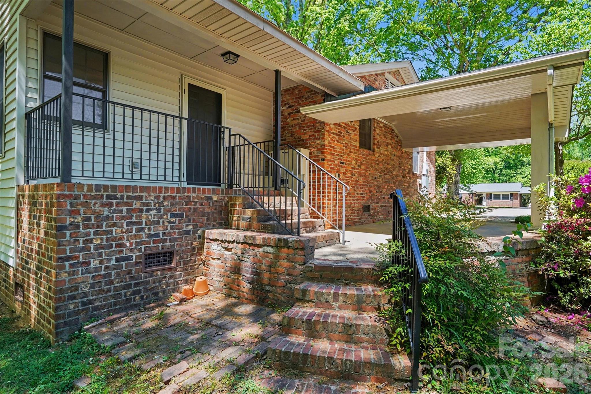 804 Phillips Street — Shelby