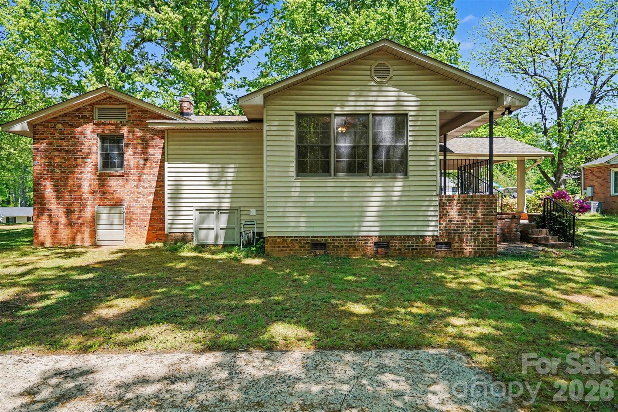 804 Phillips Street — Shelby