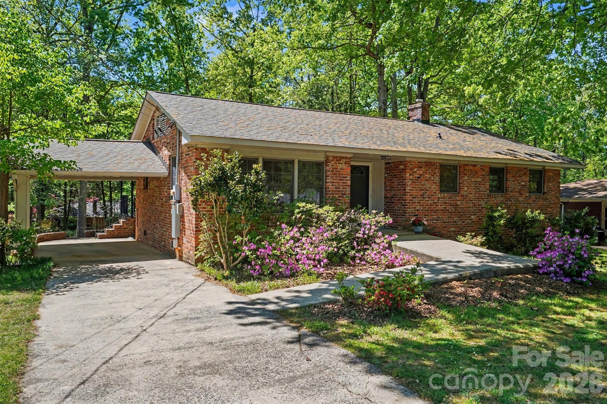 804 Phillips Street — Shelby