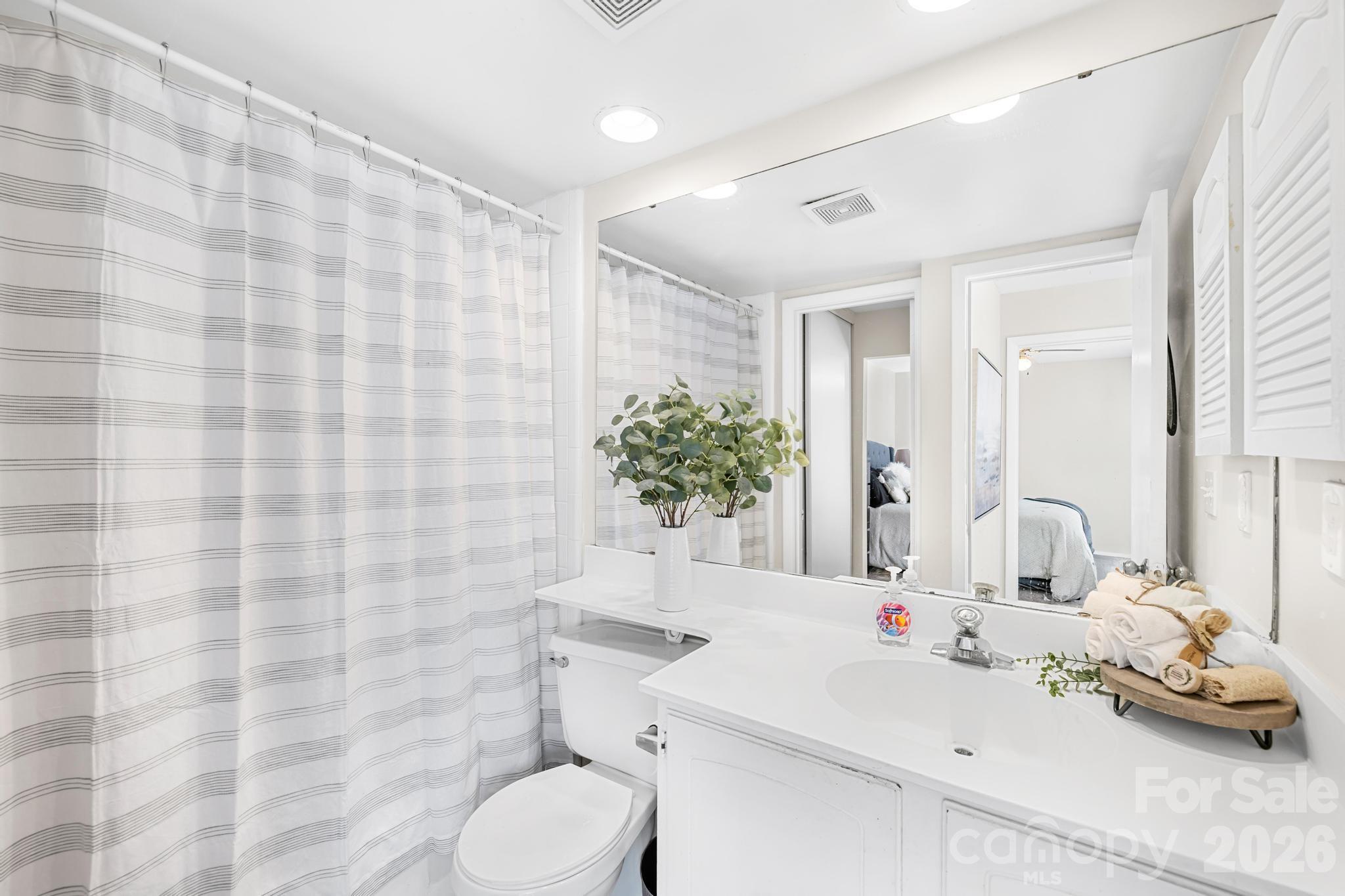7407 Mystic Lane — Charlotte