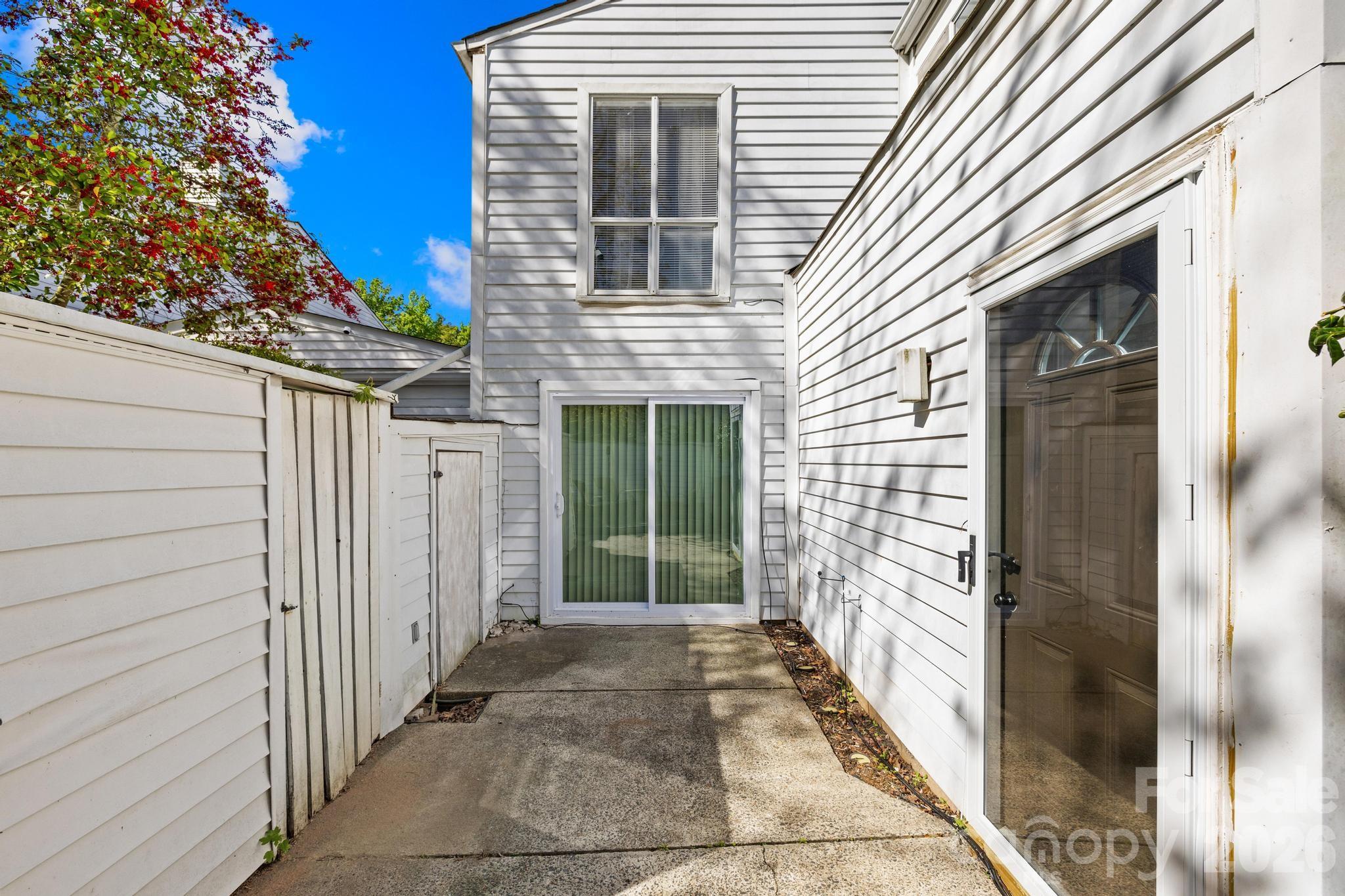 7407 Mystic Lane — Charlotte