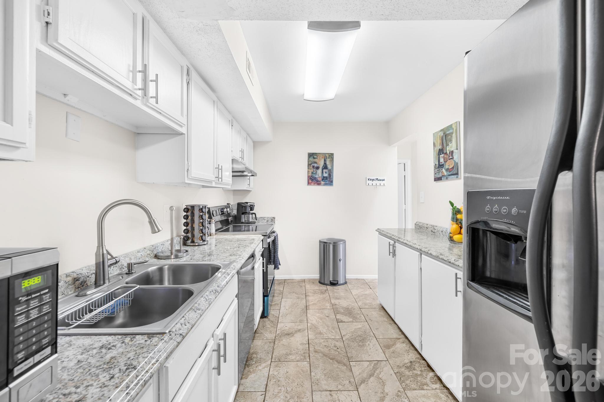 7407 Mystic Lane — Charlotte