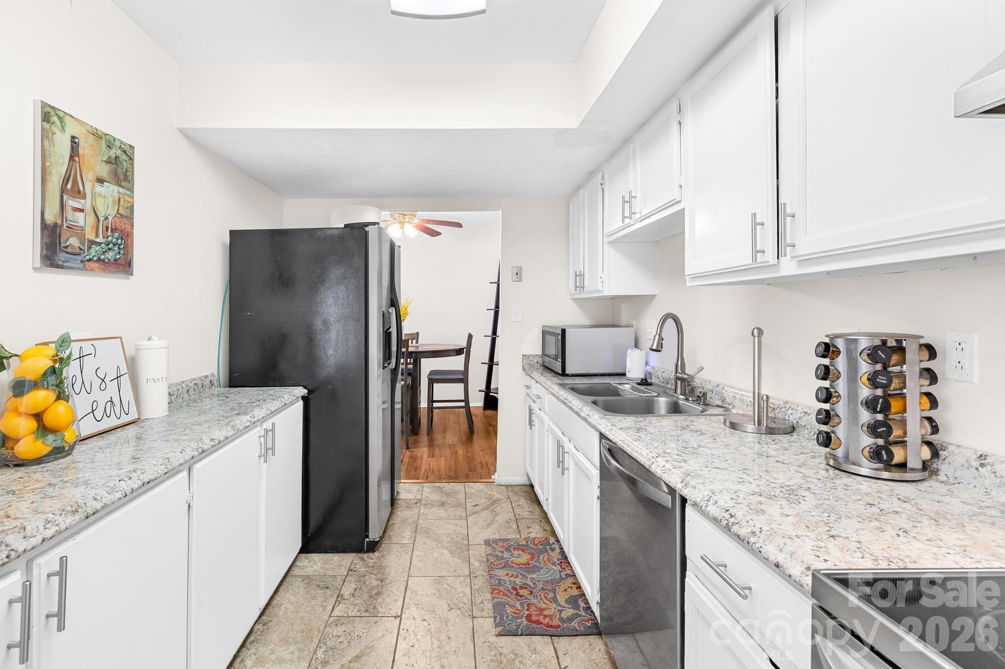 7407 Mystic Lane — Charlotte