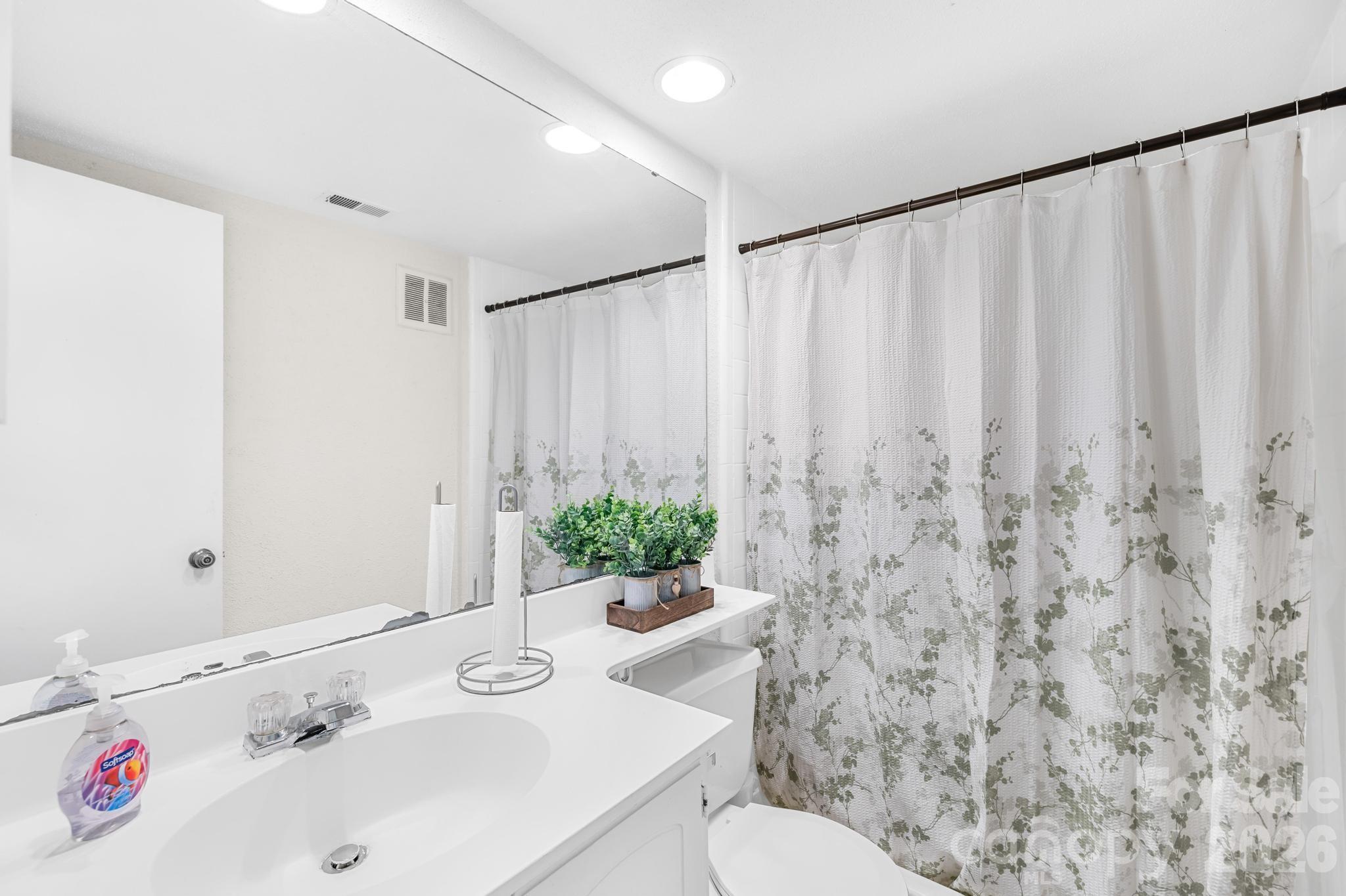 7407 Mystic Lane — Charlotte