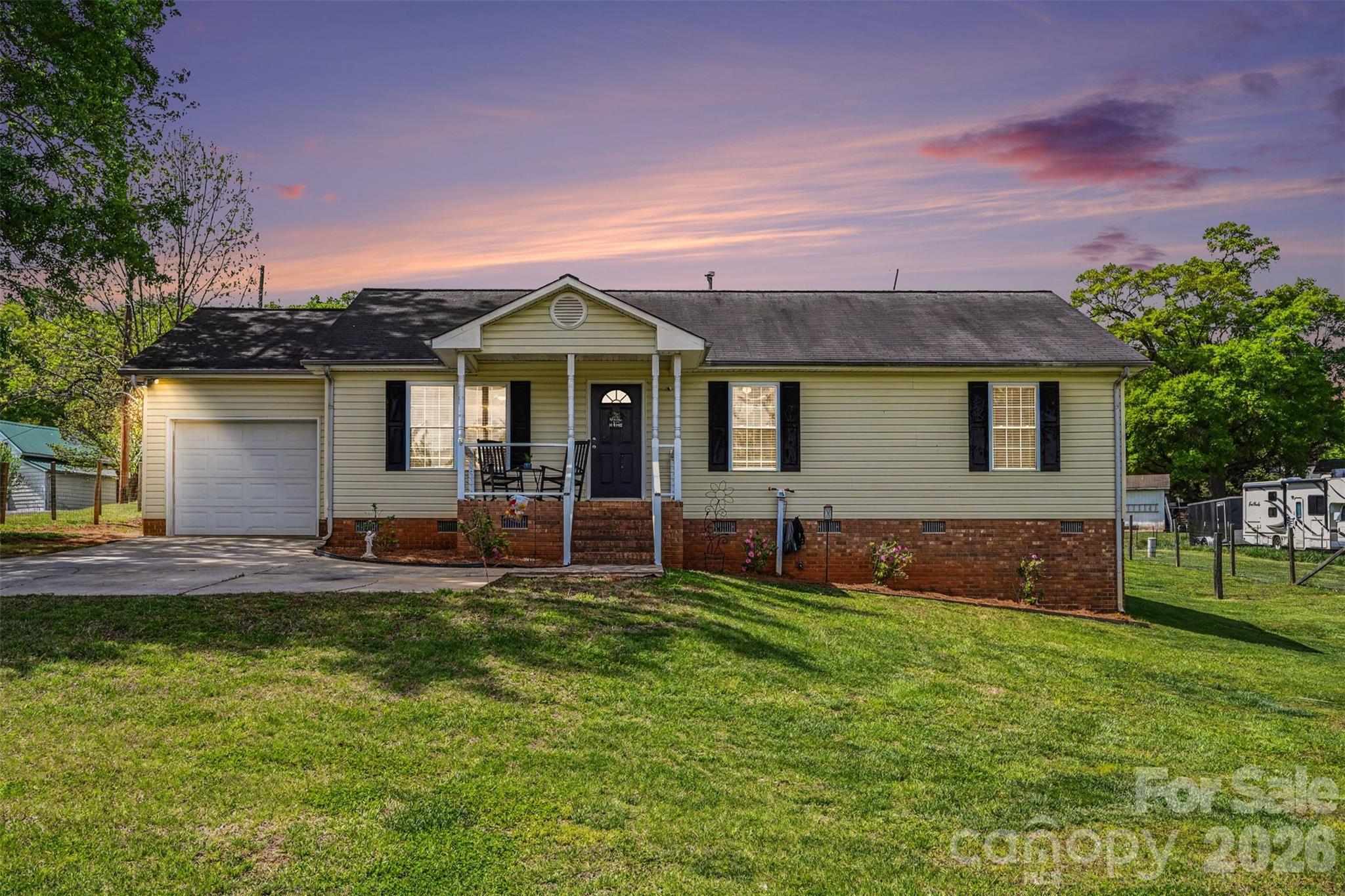 353 Woodlawn Avenue — Mount Holly