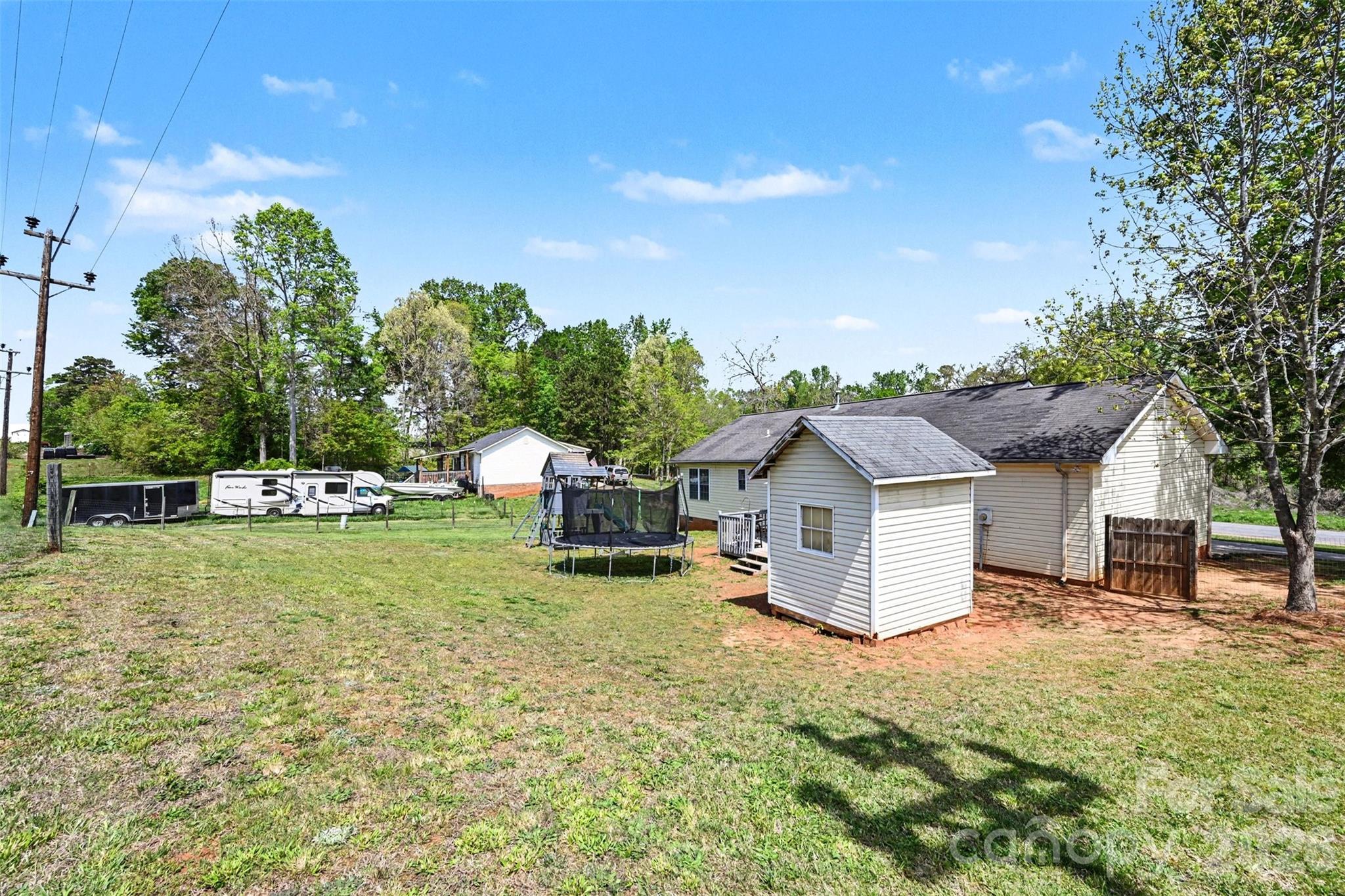 353 Woodlawn Avenue — Mount Holly