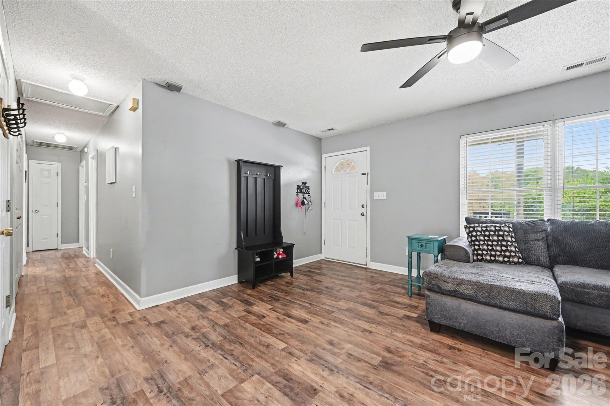353 Woodlawn Avenue — Mount Holly