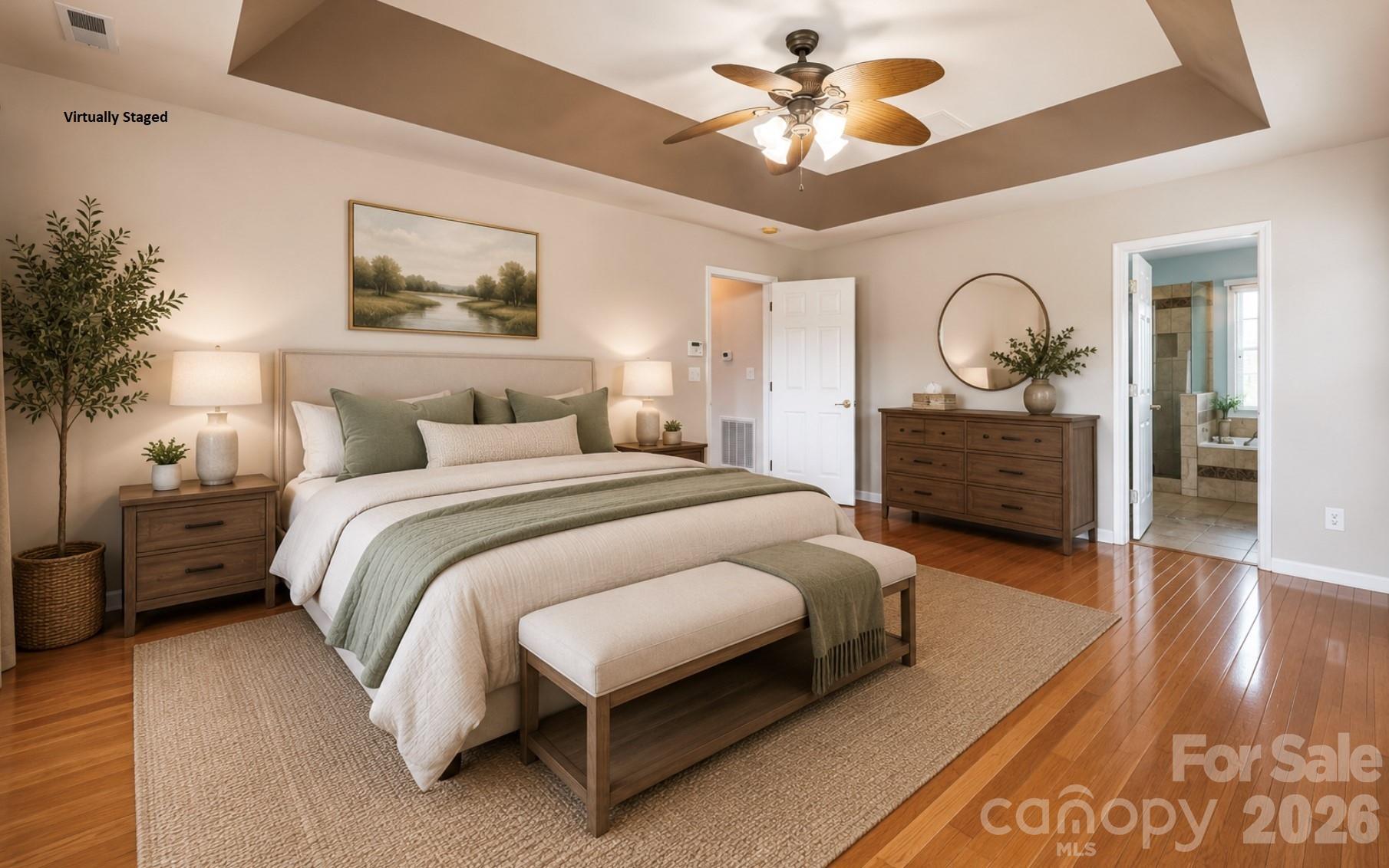 4726 Crystal Falls Avenue — Hickory