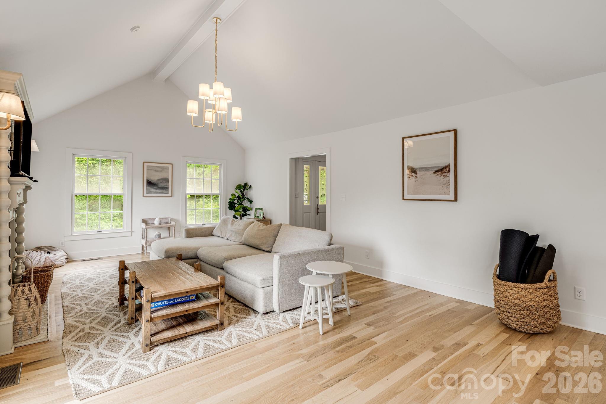 92 Rose Hill Road — Asheville